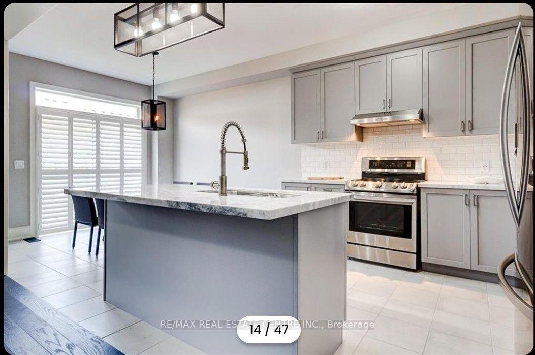 Photo 14 of Unit Ancaster, 15 Heming Trail, Hamilton, Ancaster — HOMEH