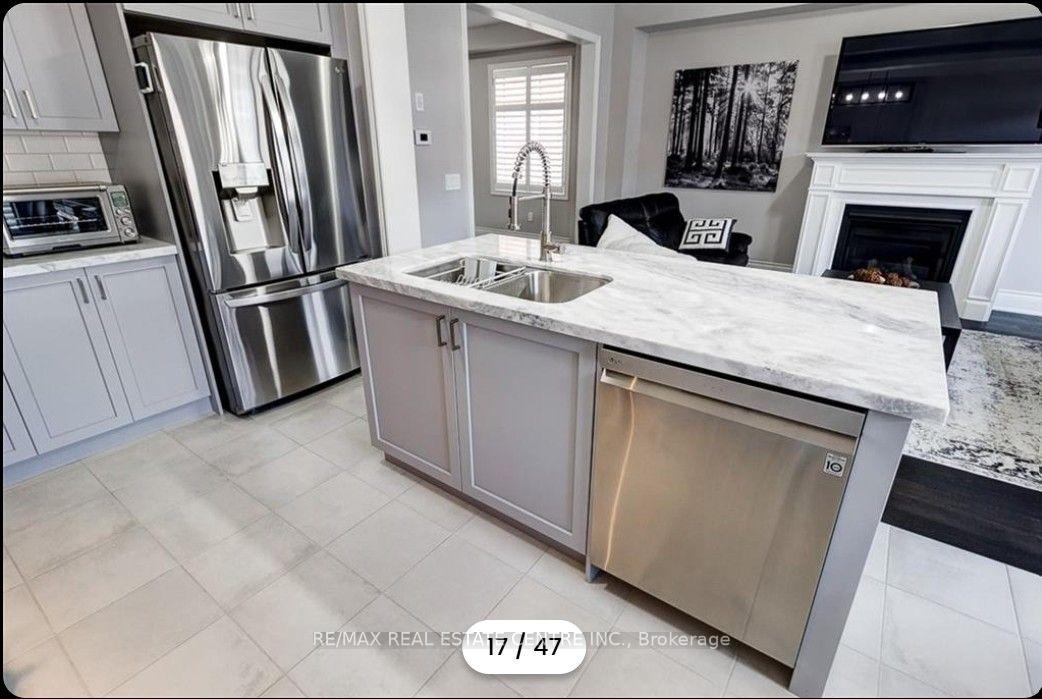 Photo 17 of Unit Ancaster, 15 Heming Trail, Hamilton, Ancaster — HOMEH
