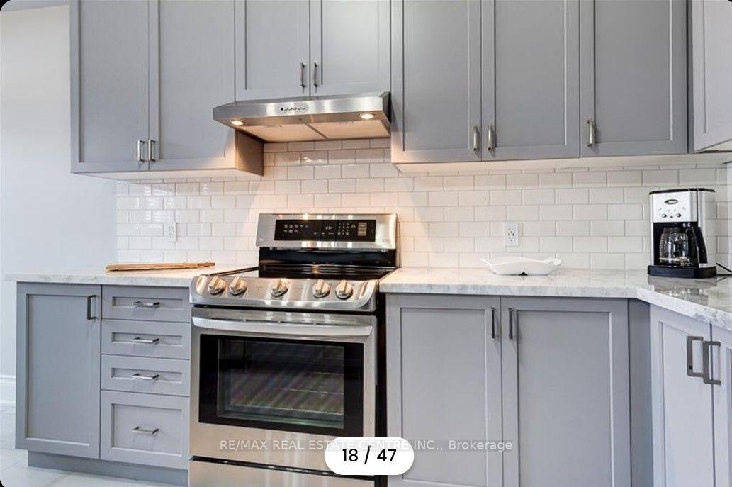 Photo 18 of Unit Ancaster, 15 Heming Trail, Hamilton, Ancaster — HOMEH
