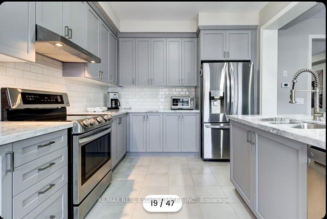 Photo 19 of Unit Ancaster, 15 Heming Trail, Hamilton, Ancaster — HOMEH