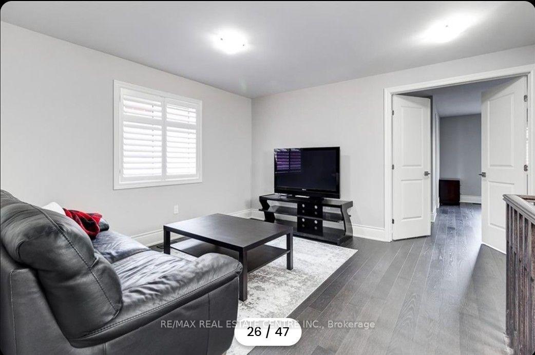 Photo 26 of Unit Ancaster, 15 Heming Trail, Hamilton, Ancaster — HOMEH