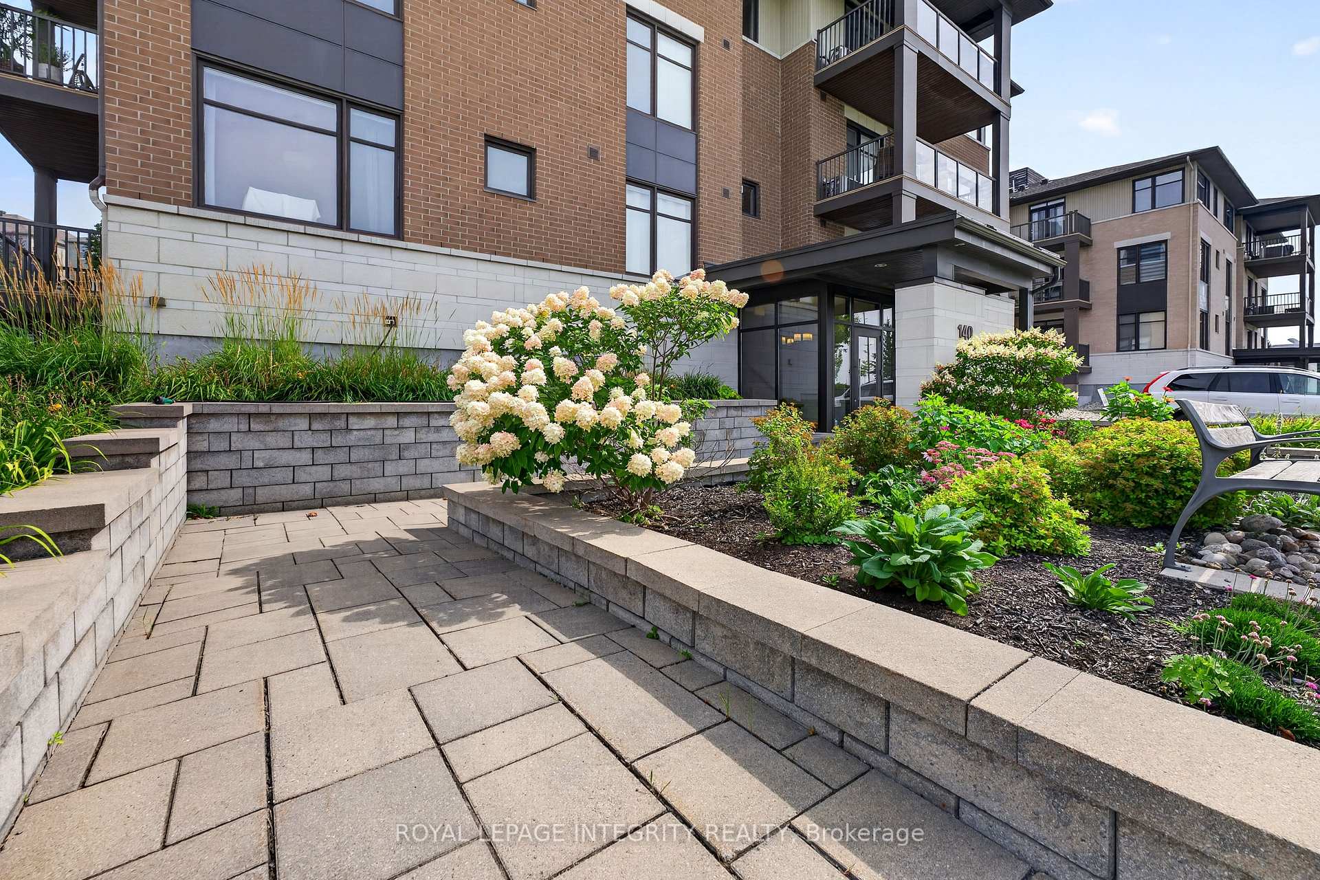 Photo 3 of Unit 304, 140 Guelph Private, Ottawa, Kanata - Kanata Lakes/Heritage Hills — HOMEH
