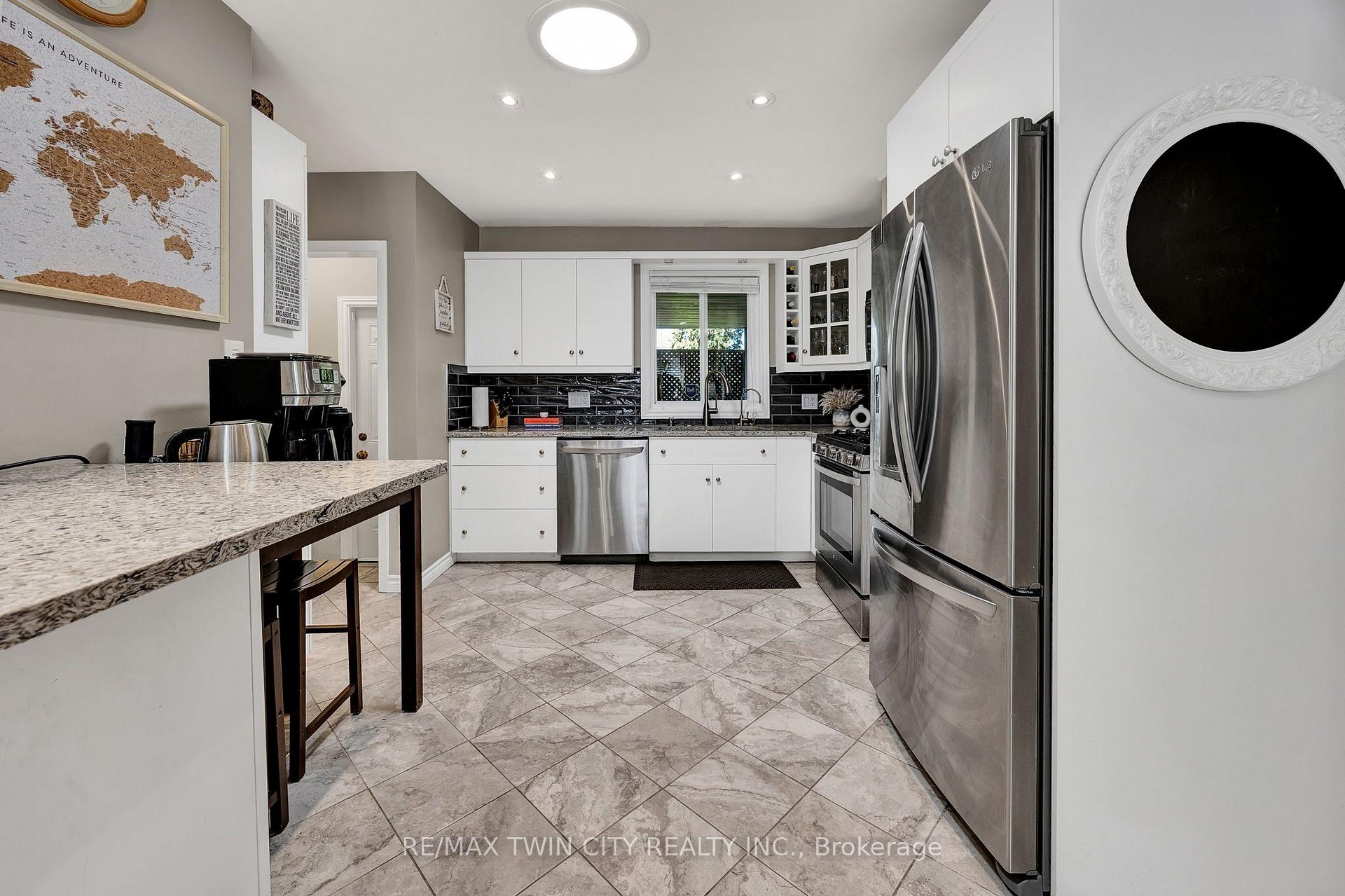Photo 10 of 240 Willowdale Avenue, Waterloo, Lincoln Village — HOMEH