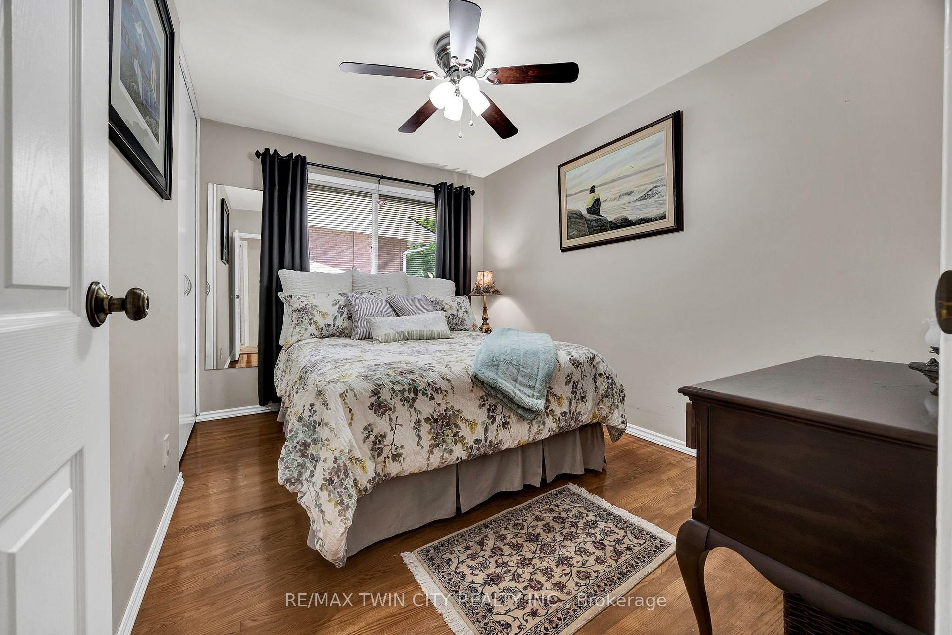 Photo 15 of 240 Willowdale Avenue, Waterloo, Lincoln Village — HOMEH