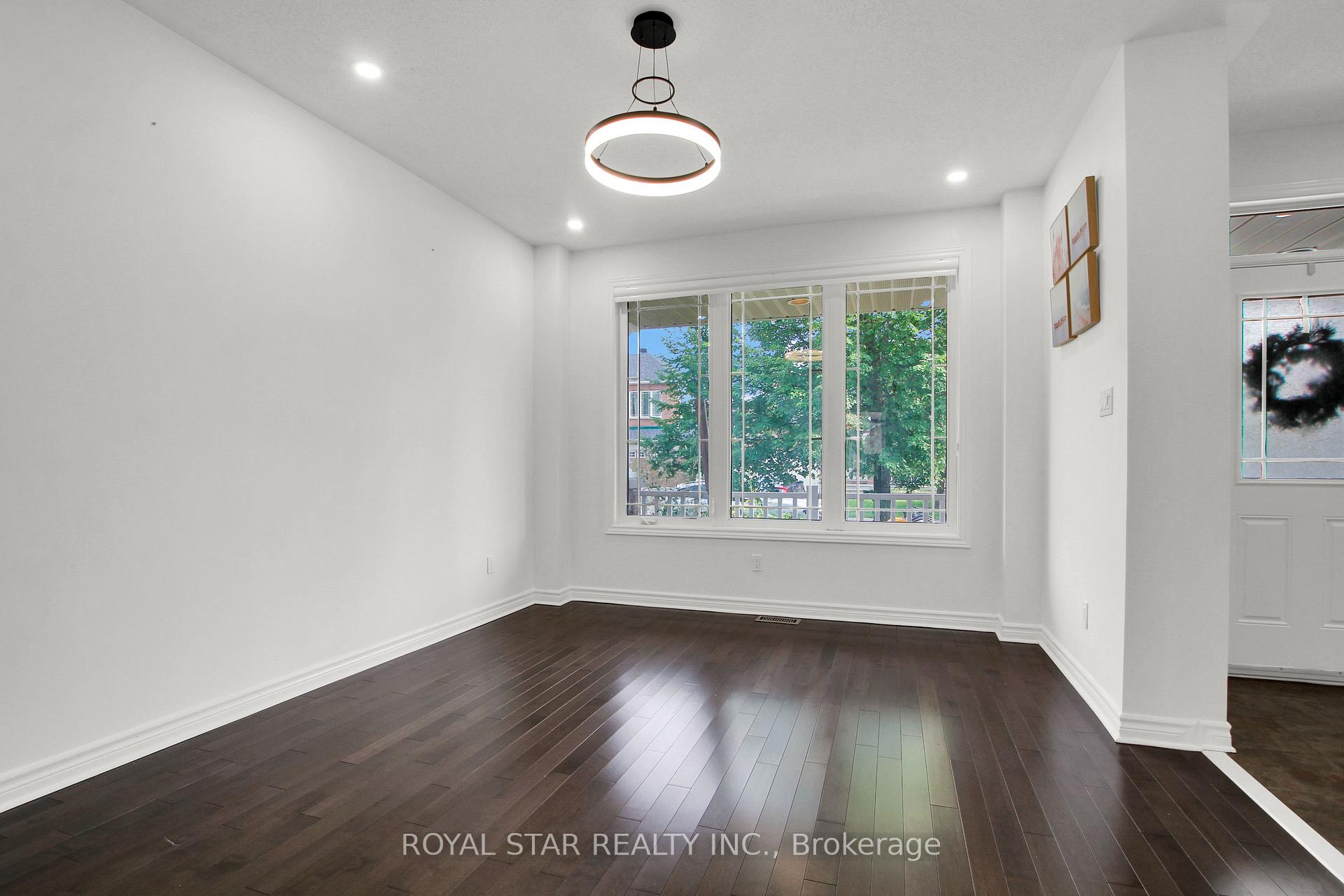 Photo 3 of Unit 1, 115 Tapestry Drive, Ottawa, Barrhaven - Strandherd — HOMEH