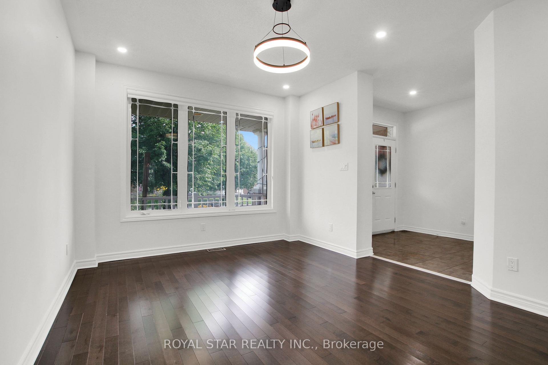 Photo 4 of Unit 1, 115 Tapestry Drive, Ottawa, Barrhaven - Strandherd — HOMEH
