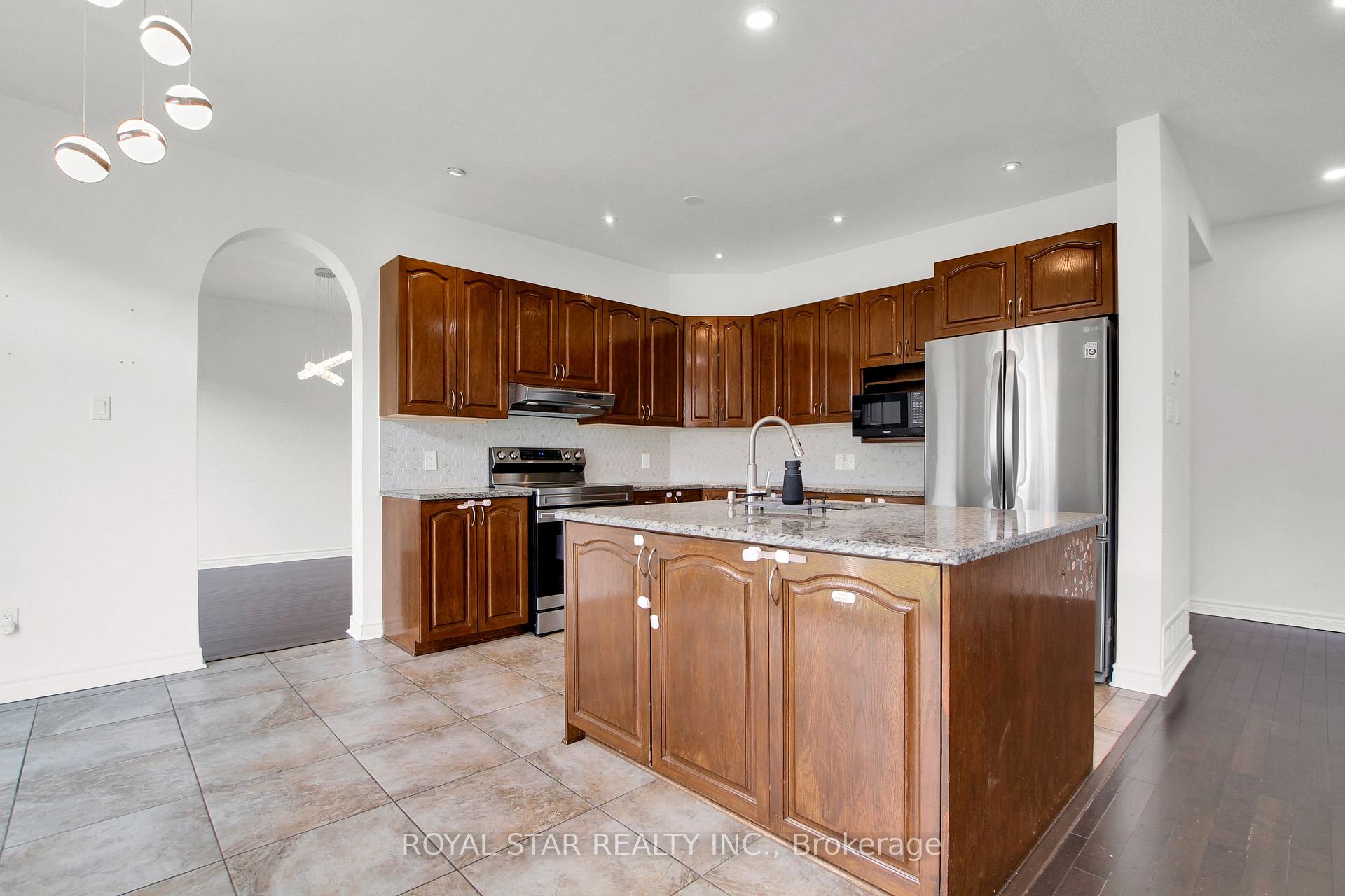 Photo 14 of Unit 1, 115 Tapestry Drive, Ottawa, Barrhaven - Strandherd — HOMEH