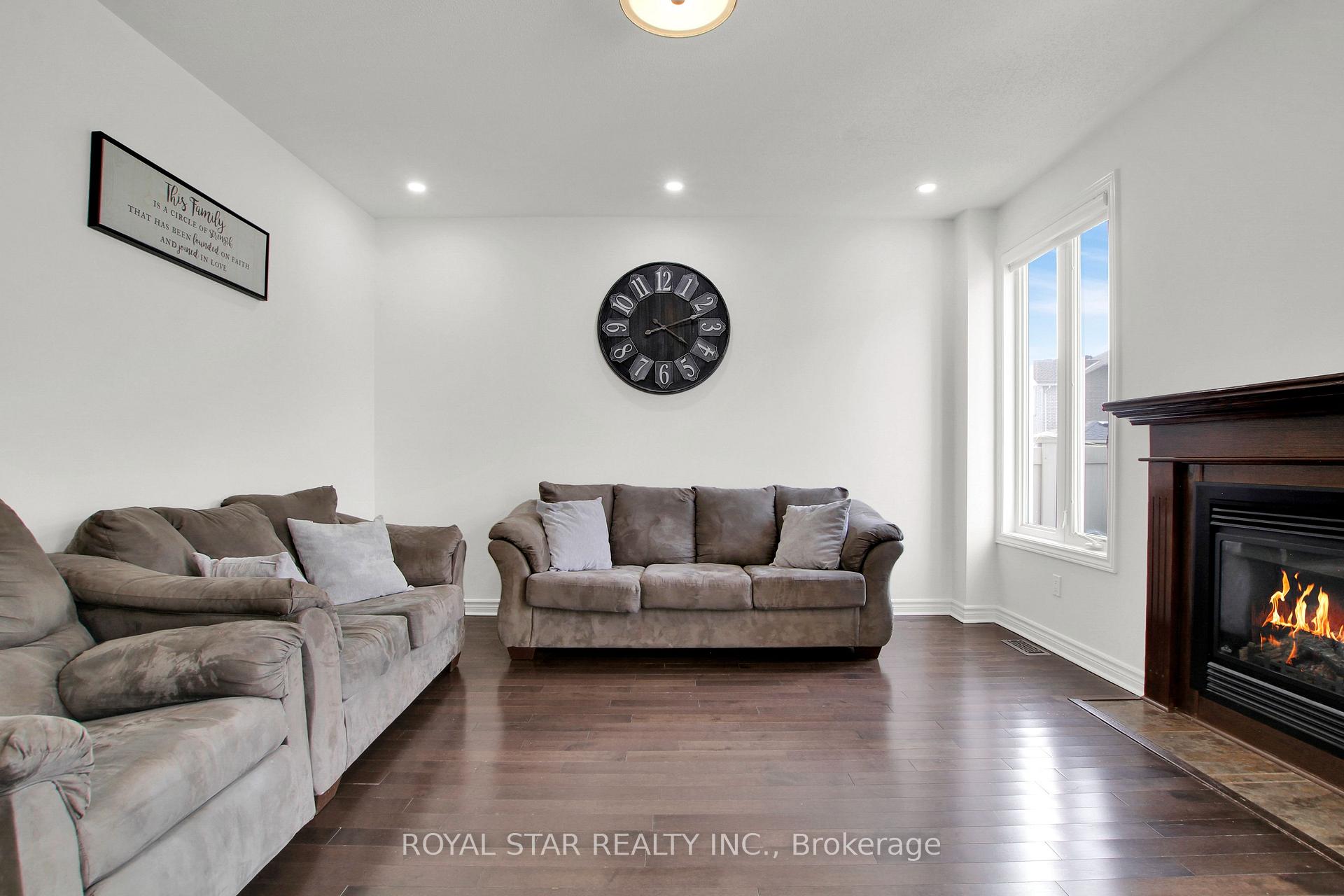 Photo 15 of Unit 1, 115 Tapestry Drive, Ottawa, Barrhaven - Strandherd — HOMEH