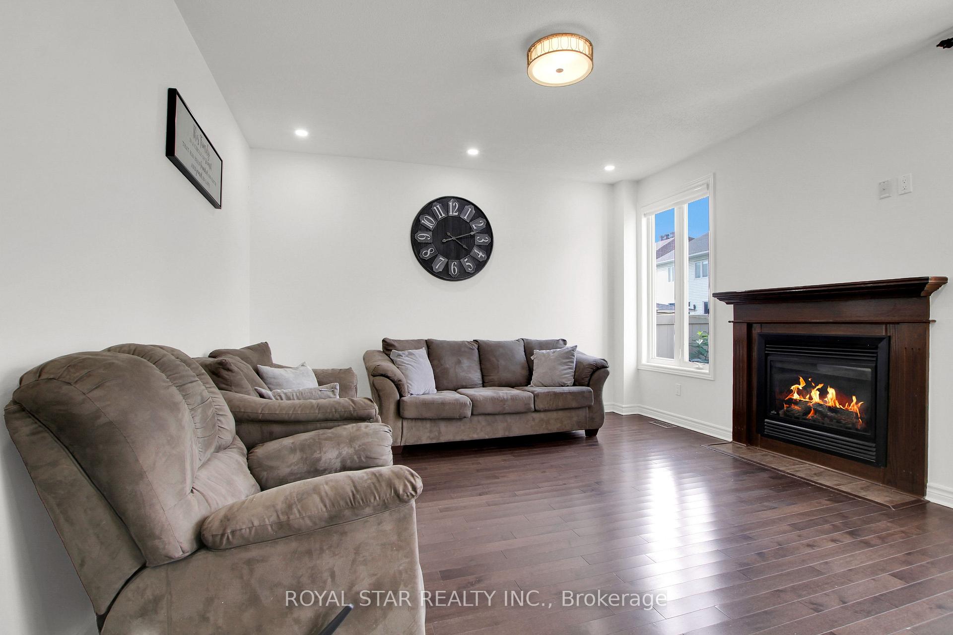 Photo 16 of Unit 1, 115 Tapestry Drive, Ottawa, Barrhaven - Strandherd — HOMEH