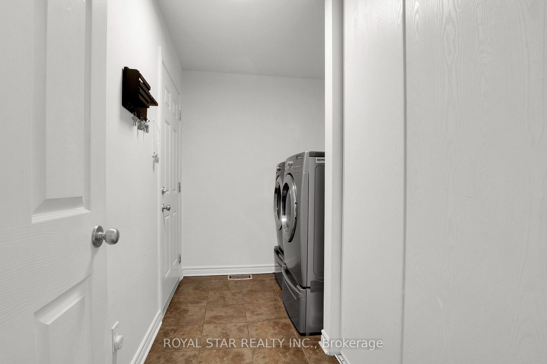 Photo 21 of Unit 1, 115 Tapestry Drive, Ottawa, Barrhaven - Strandherd — HOMEH