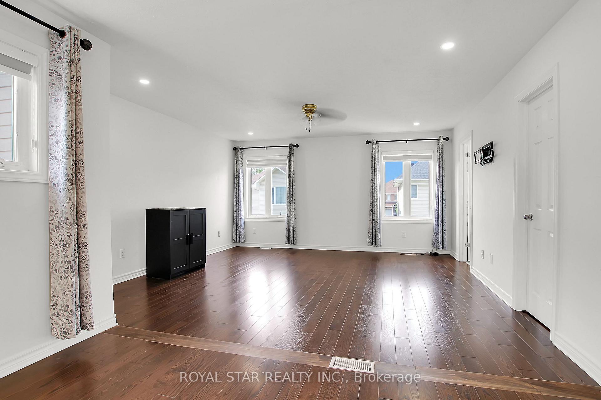 Photo 26 of Unit 1, 115 Tapestry Drive, Ottawa, Barrhaven - Strandherd — HOMEH