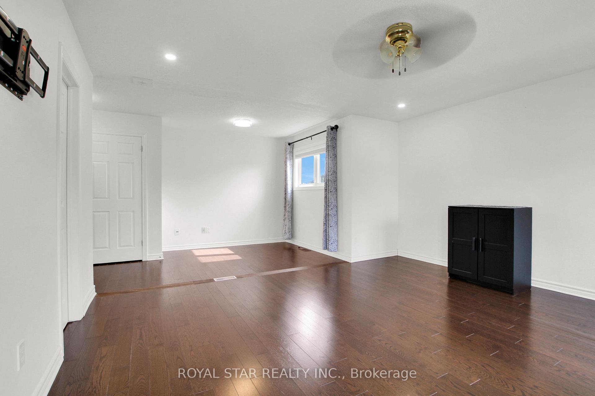 Photo 27 of Unit 1, 115 Tapestry Drive, Ottawa, Barrhaven - Strandherd — HOMEH
