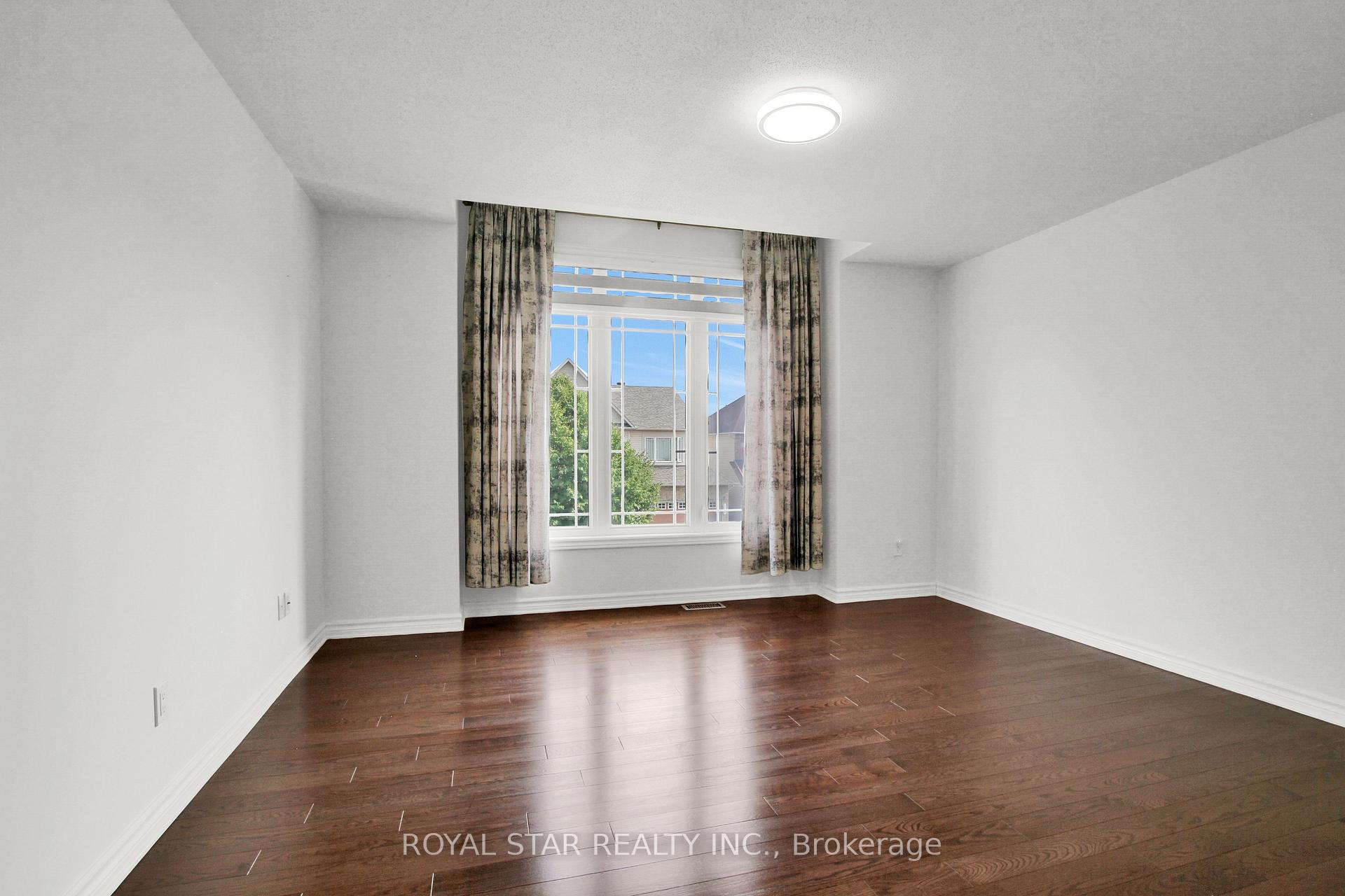 Photo 31 of Unit 1, 115 Tapestry Drive, Ottawa, Barrhaven - Strandherd — HOMEH