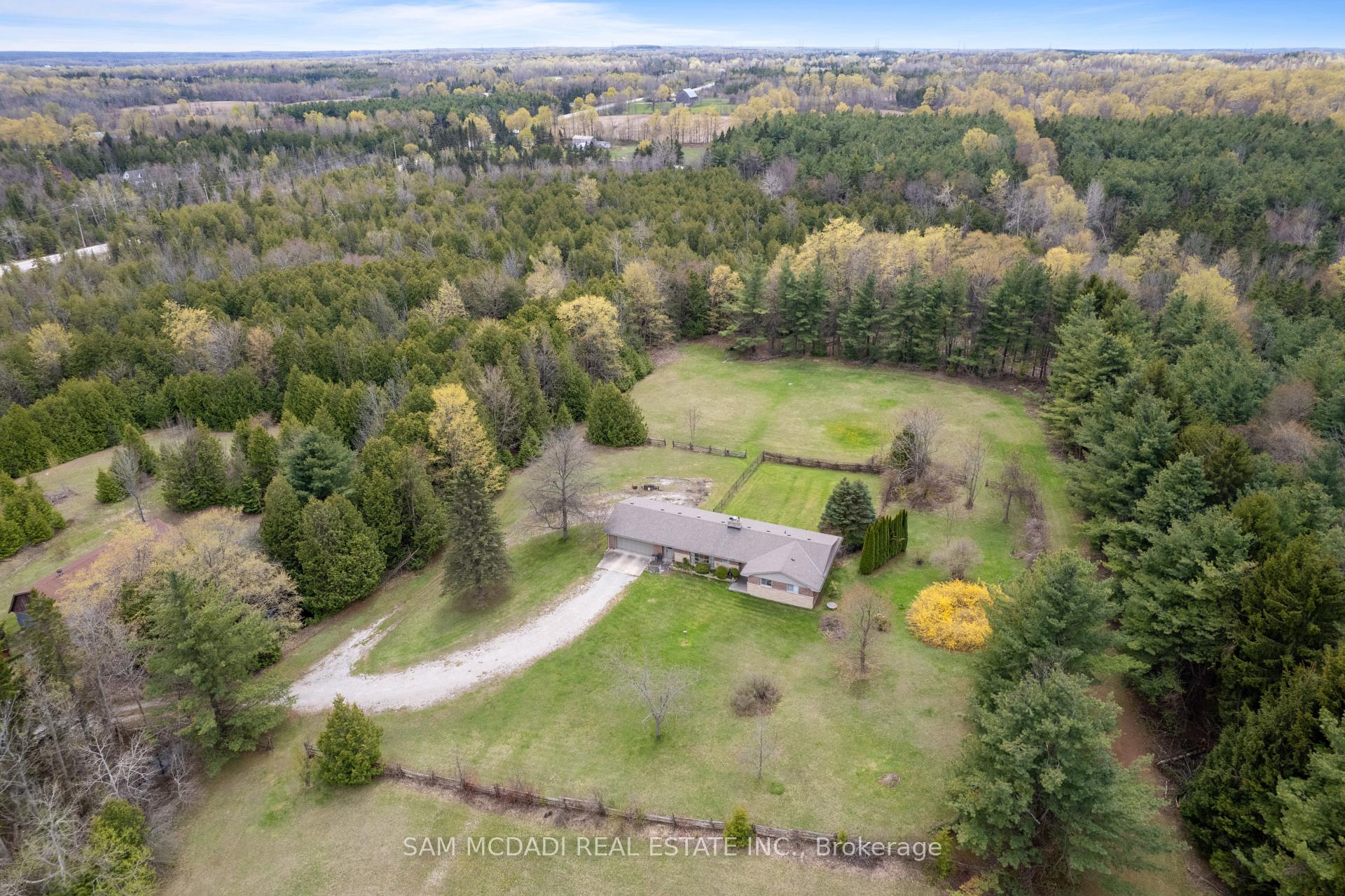 Photo 3 of 5114 Allan Path, Erin, Rural Erin — HOMEH