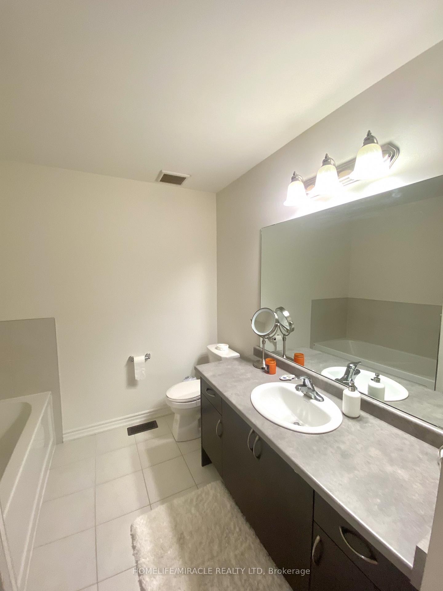 Photo 20 of 135 Flagg Avenue, Brant, Paris — HOMEH