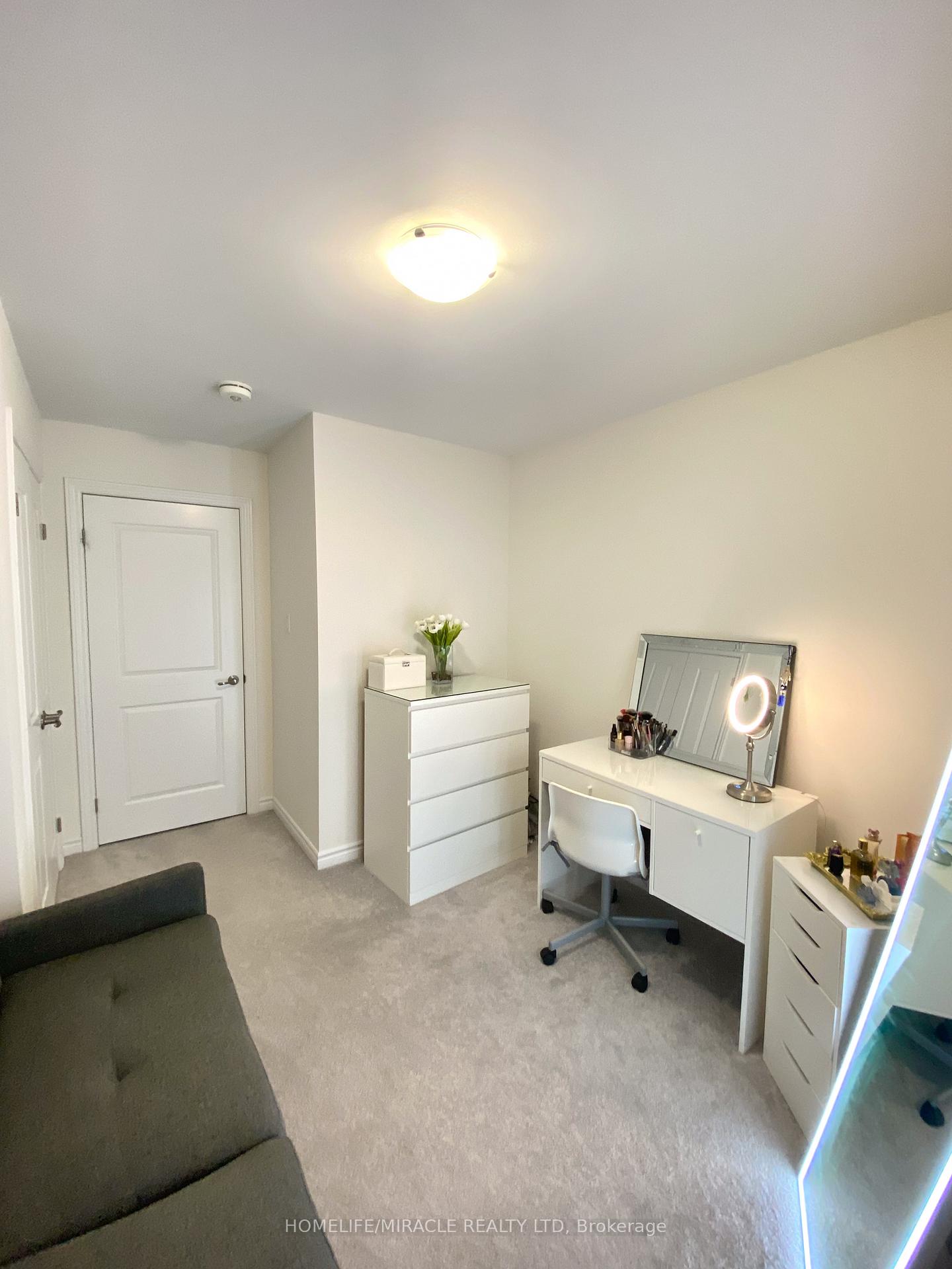 Photo 24 of 135 Flagg Avenue, Brant, Paris — HOMEH