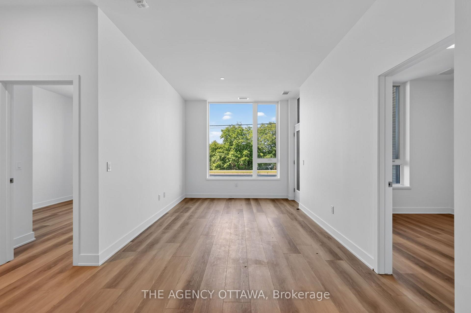 Photo 8 of Unit 105, 3085 Riverside Drive, Ottawa, Mooneys Bay/Riverside Park — HOMEH