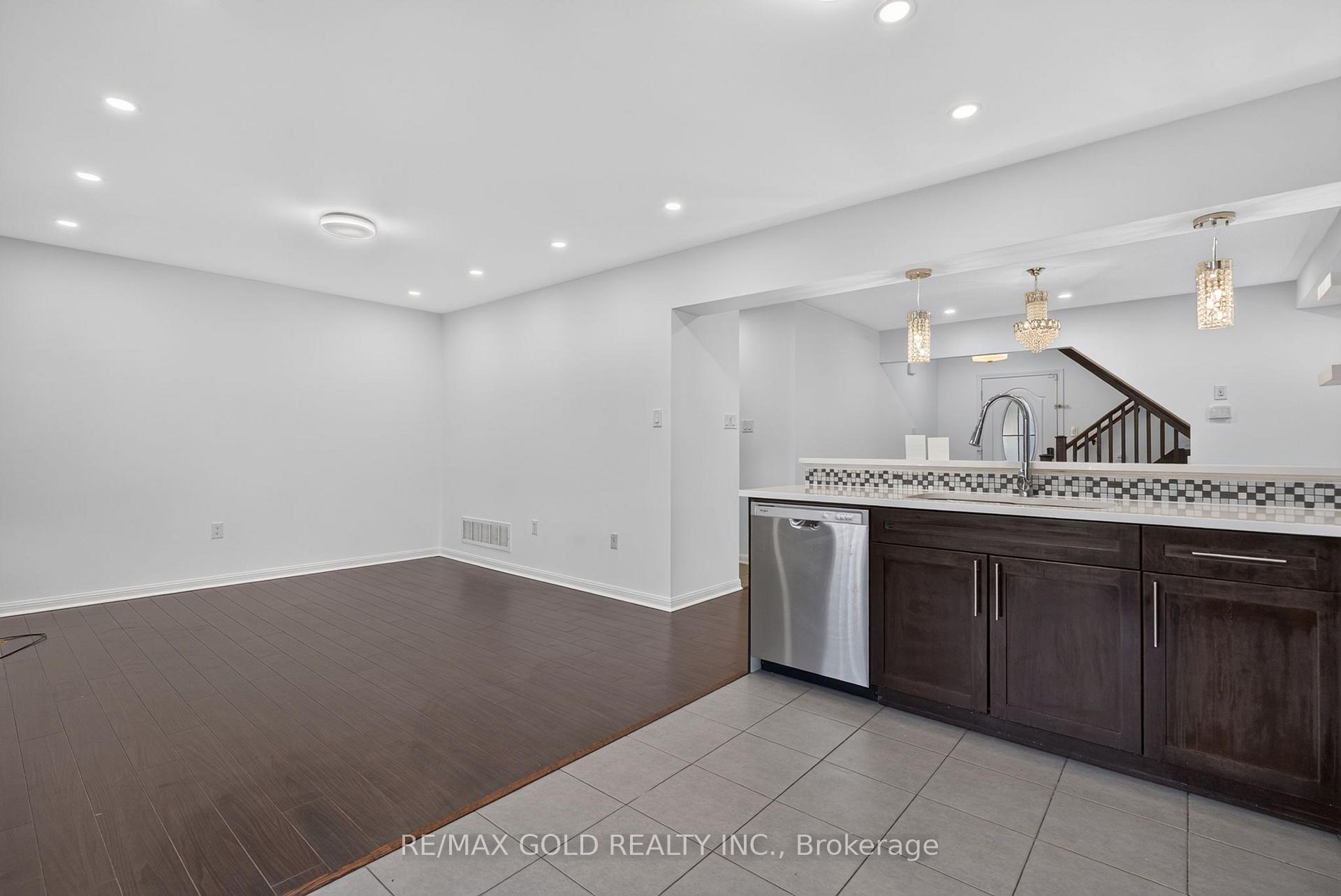 Photo 17 of 443 Cavanagh Lane, Milton, Willmott — HOMEH