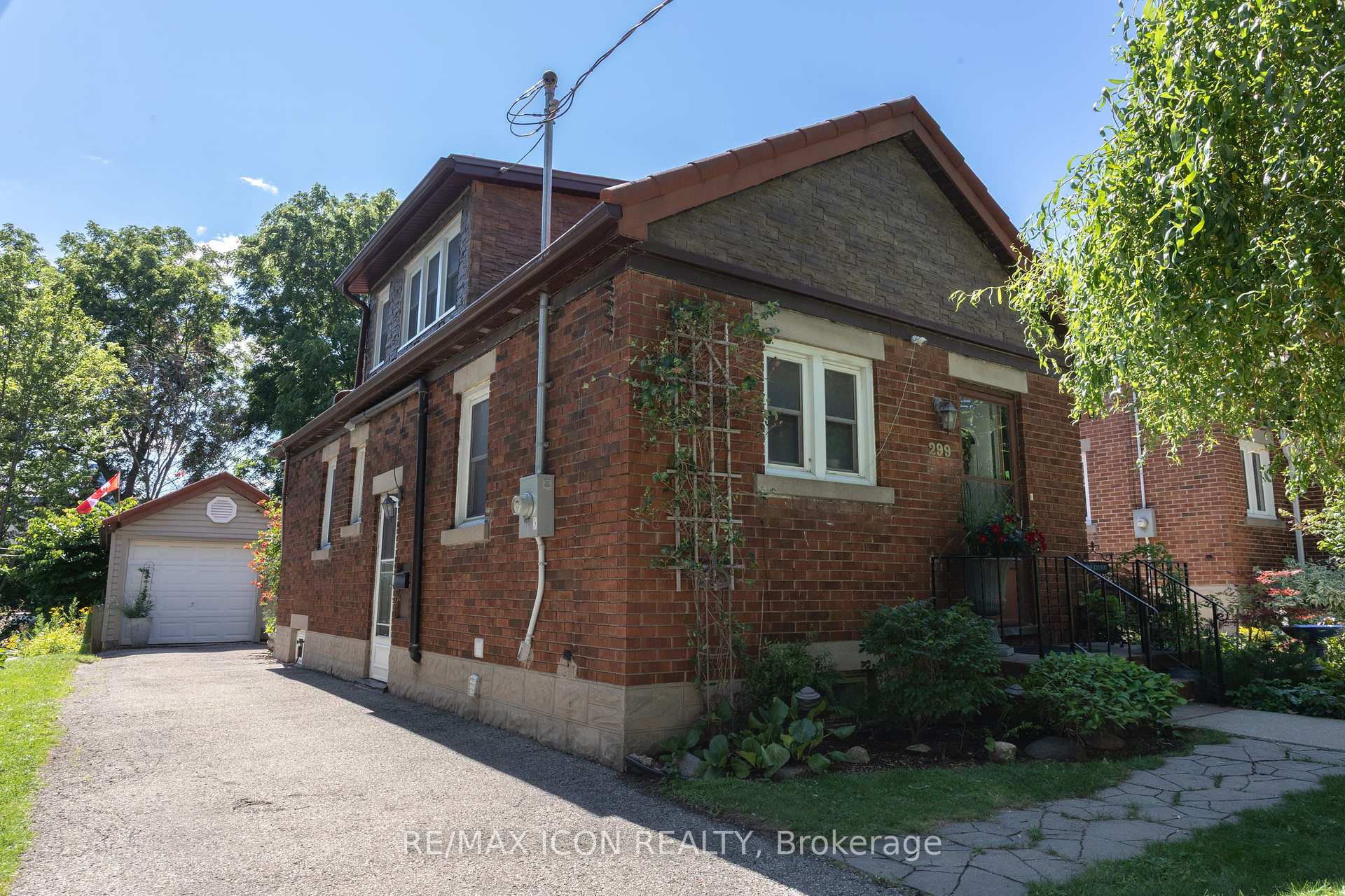 Photo 4 of 299 Park Street, Kitchener, KW Hospital — HOMEH