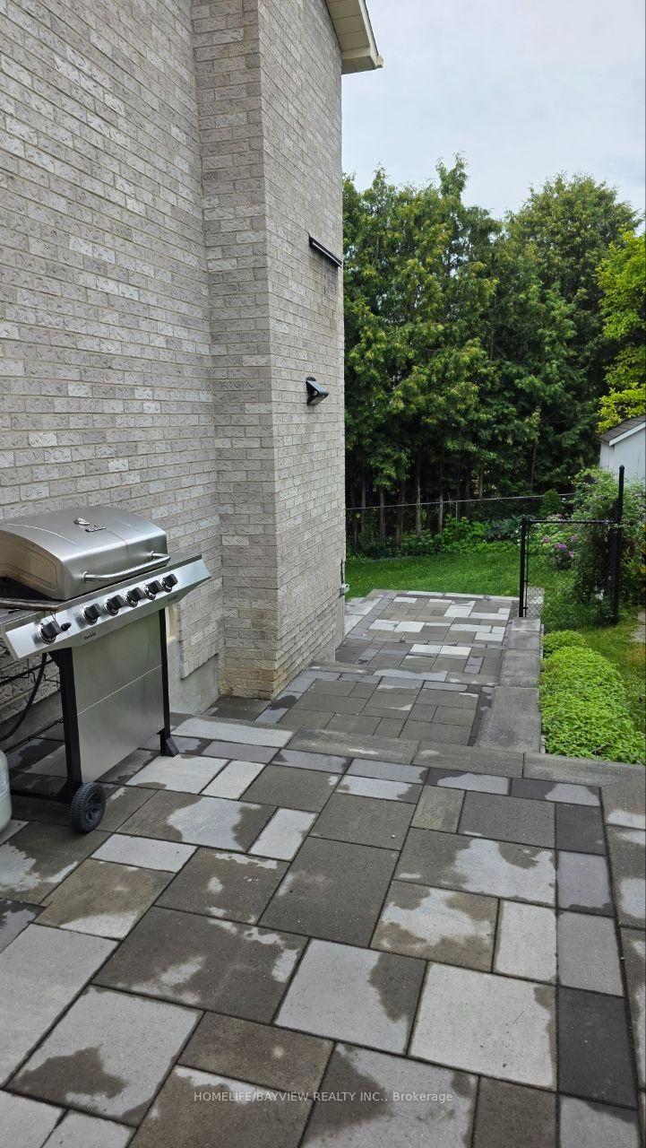 Photo 3 of Unit Basement, 385 Erin Trail, Newmarket, Bristol-London — HOMEH