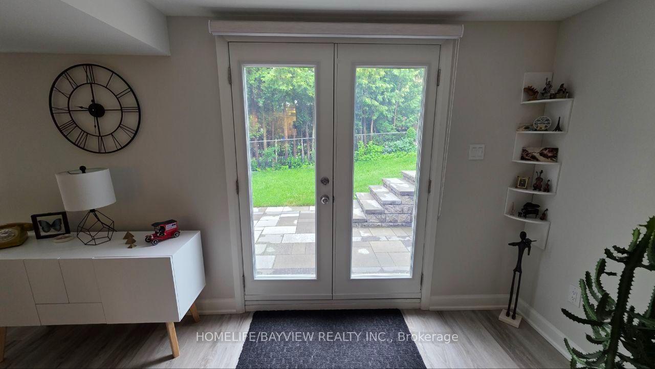Photo 4 of Unit Basement, 385 Erin Trail, Newmarket, Bristol-London — HOMEH