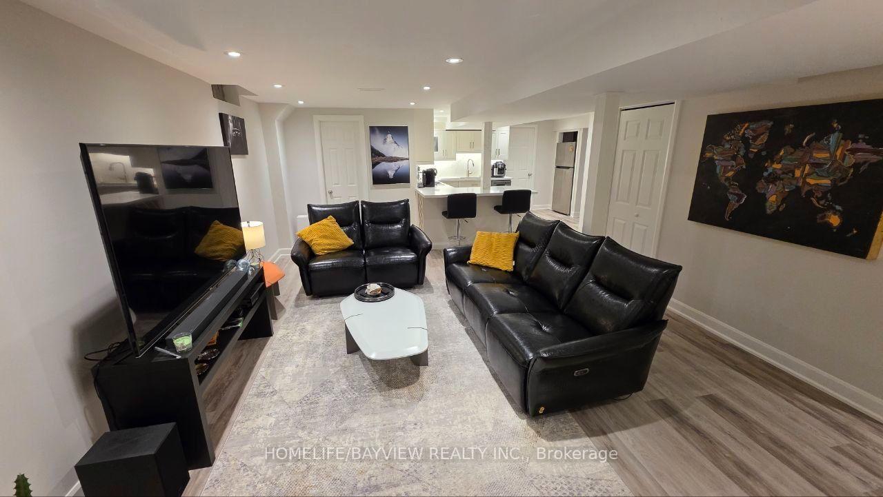 Photo 6 of Unit Basement, 385 Erin Trail, Newmarket, Bristol-London — HOMEH
