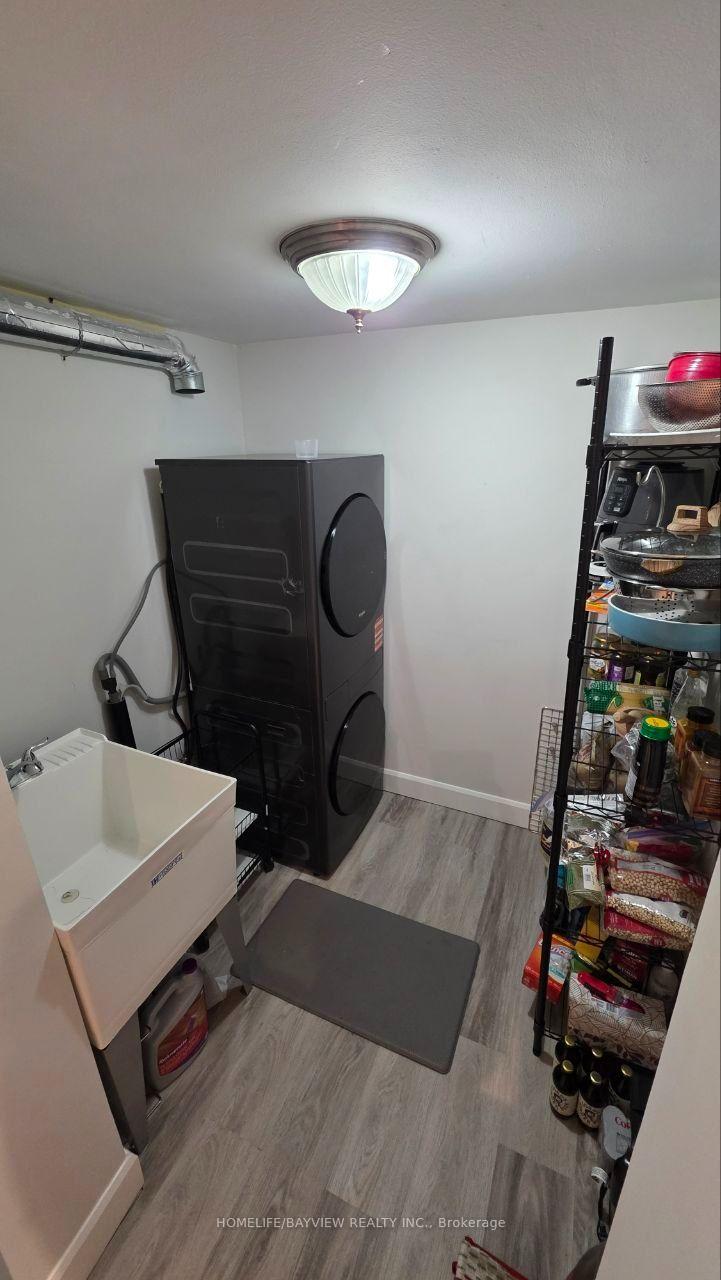 Photo 13 of Unit Basement, 385 Erin Trail, Newmarket, Bristol-London — HOMEH