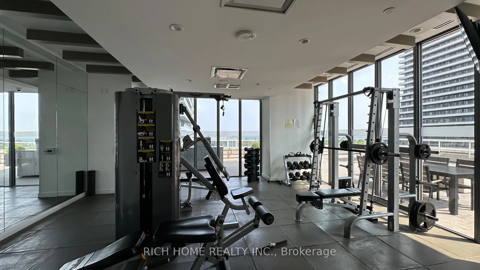 Photo 31 of 70 Annie craig Drive, Etobicoke, Mimico — HOMEH