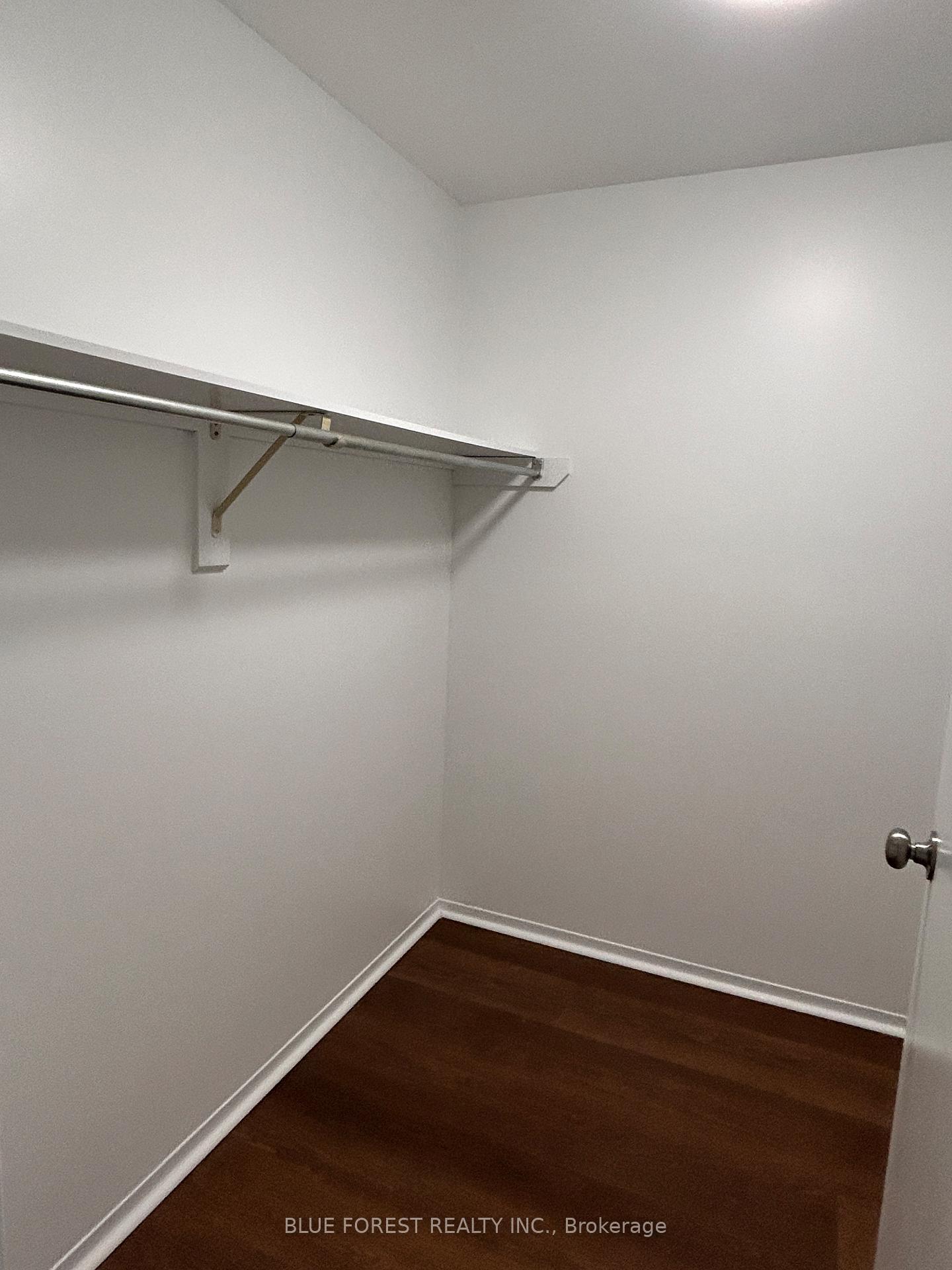 Photo 12 of Unit 906, 858 Commissioners Road E, London, South H — HOMEH