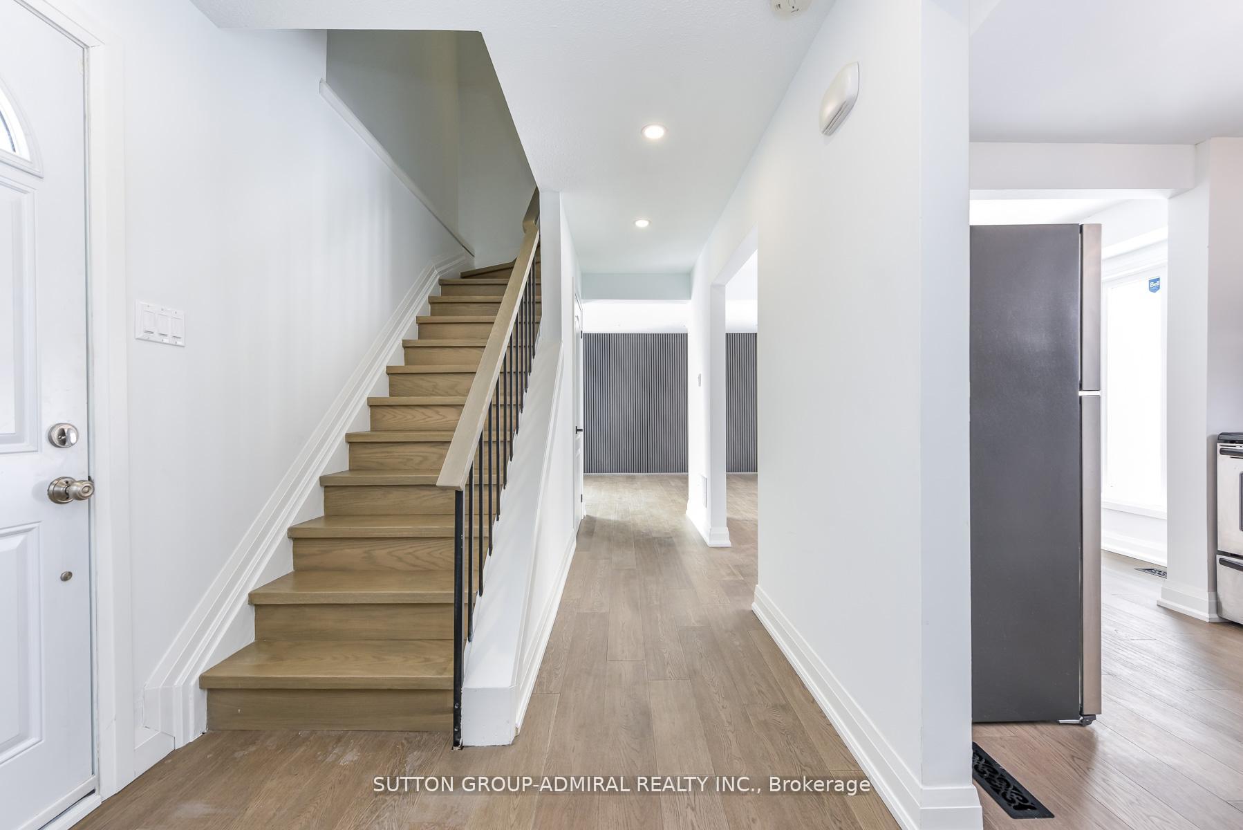 Photo 15 of 4 Hardcastle Court, Brampton, Central Park — HOMEH