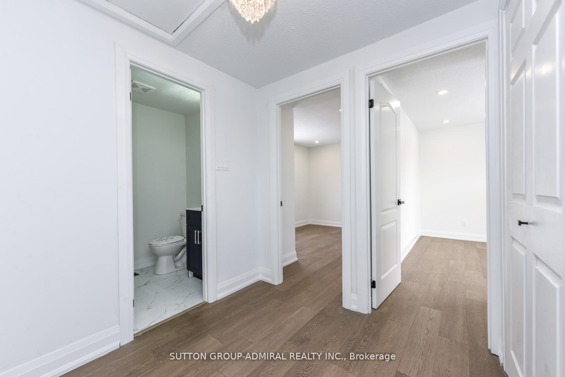 Photo 17 of 4 Hardcastle Court, Brampton, Central Park — HOMEH