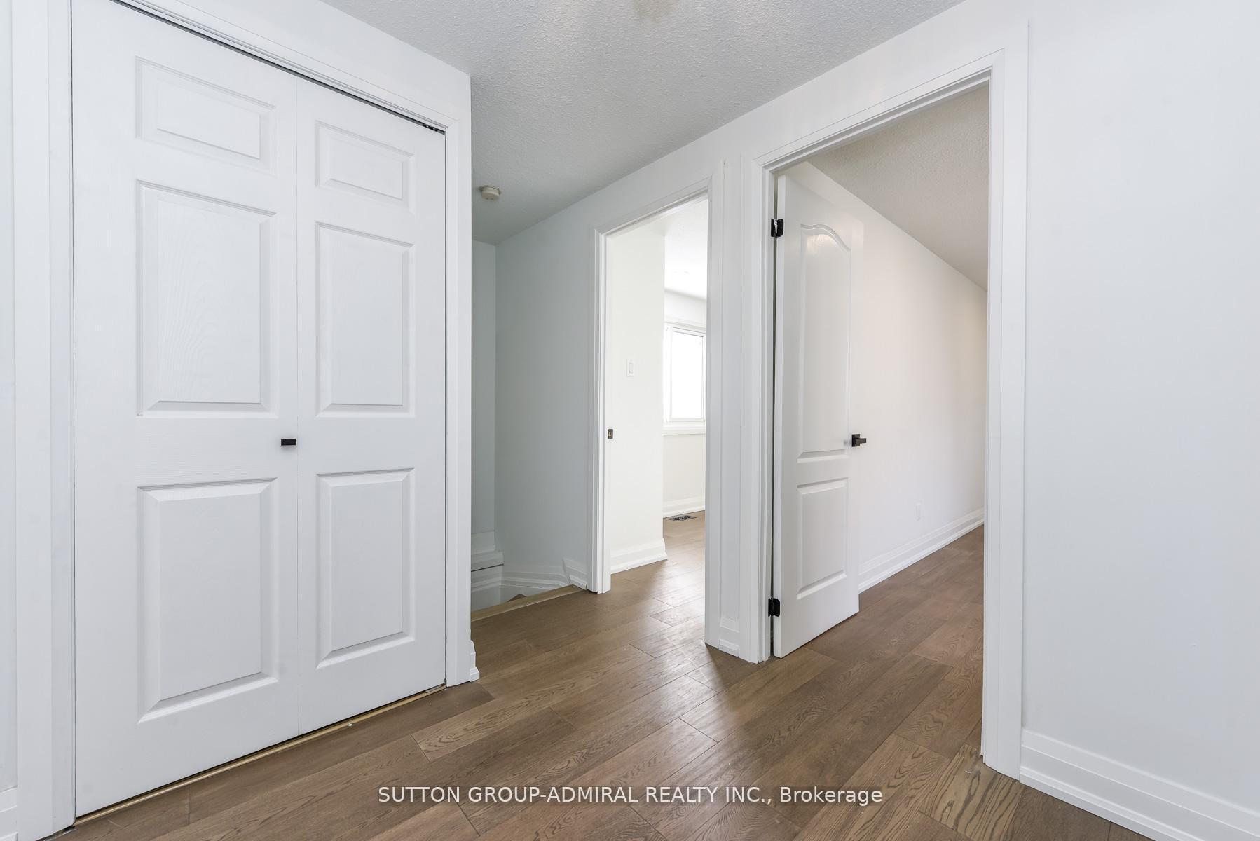 Photo 18 of 4 Hardcastle Court, Brampton, Central Park — HOMEH