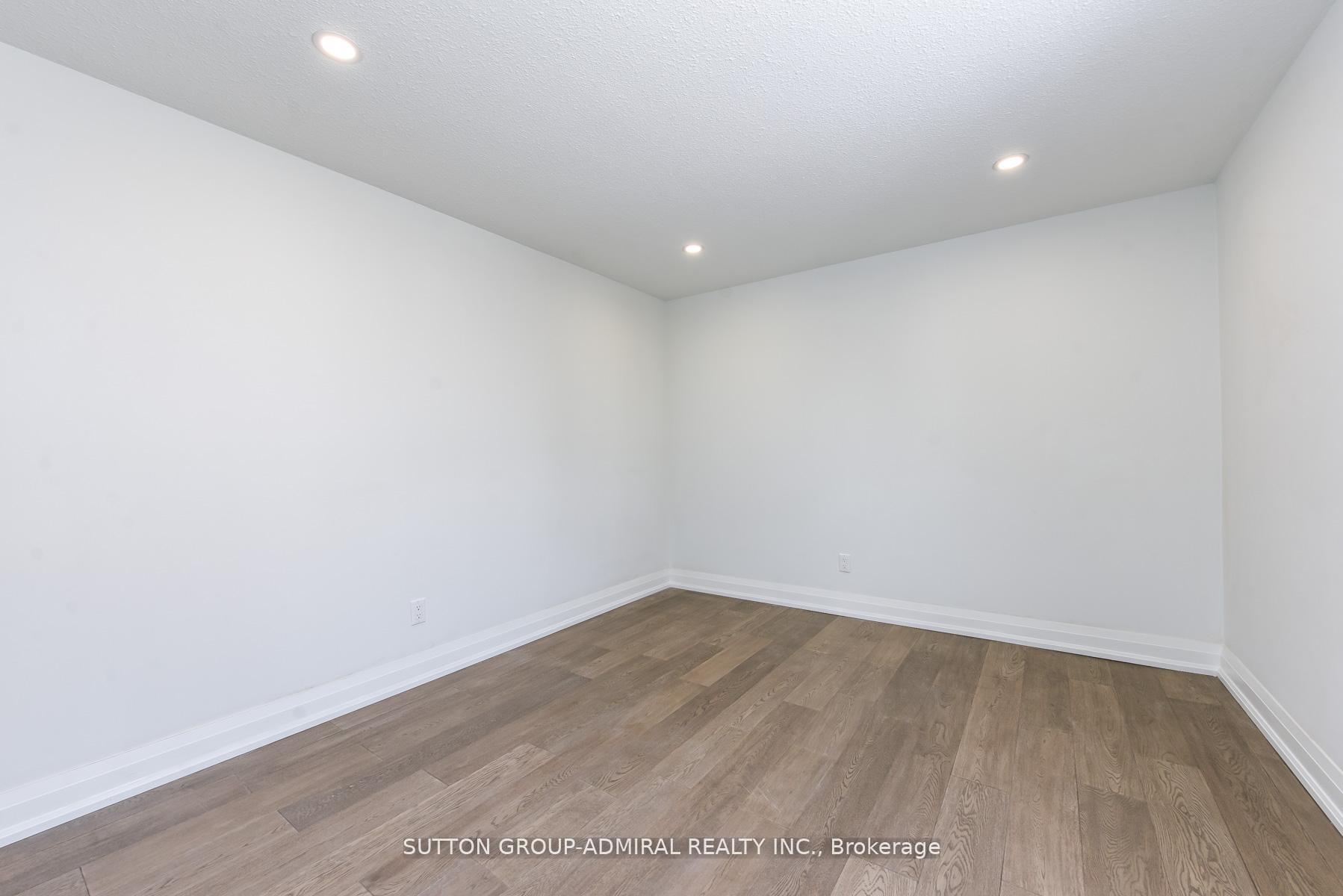 Photo 22 of 4 Hardcastle Court, Brampton, Central Park — HOMEH