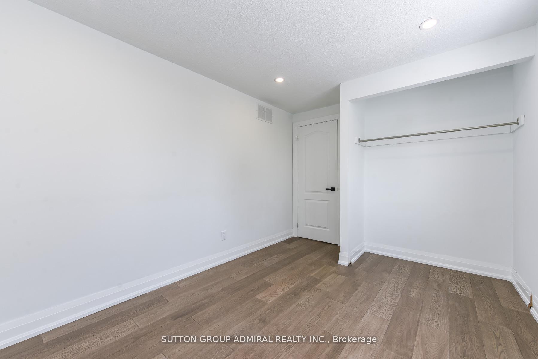 Photo 30 of 4 Hardcastle Court, Brampton, Central Park — HOMEH