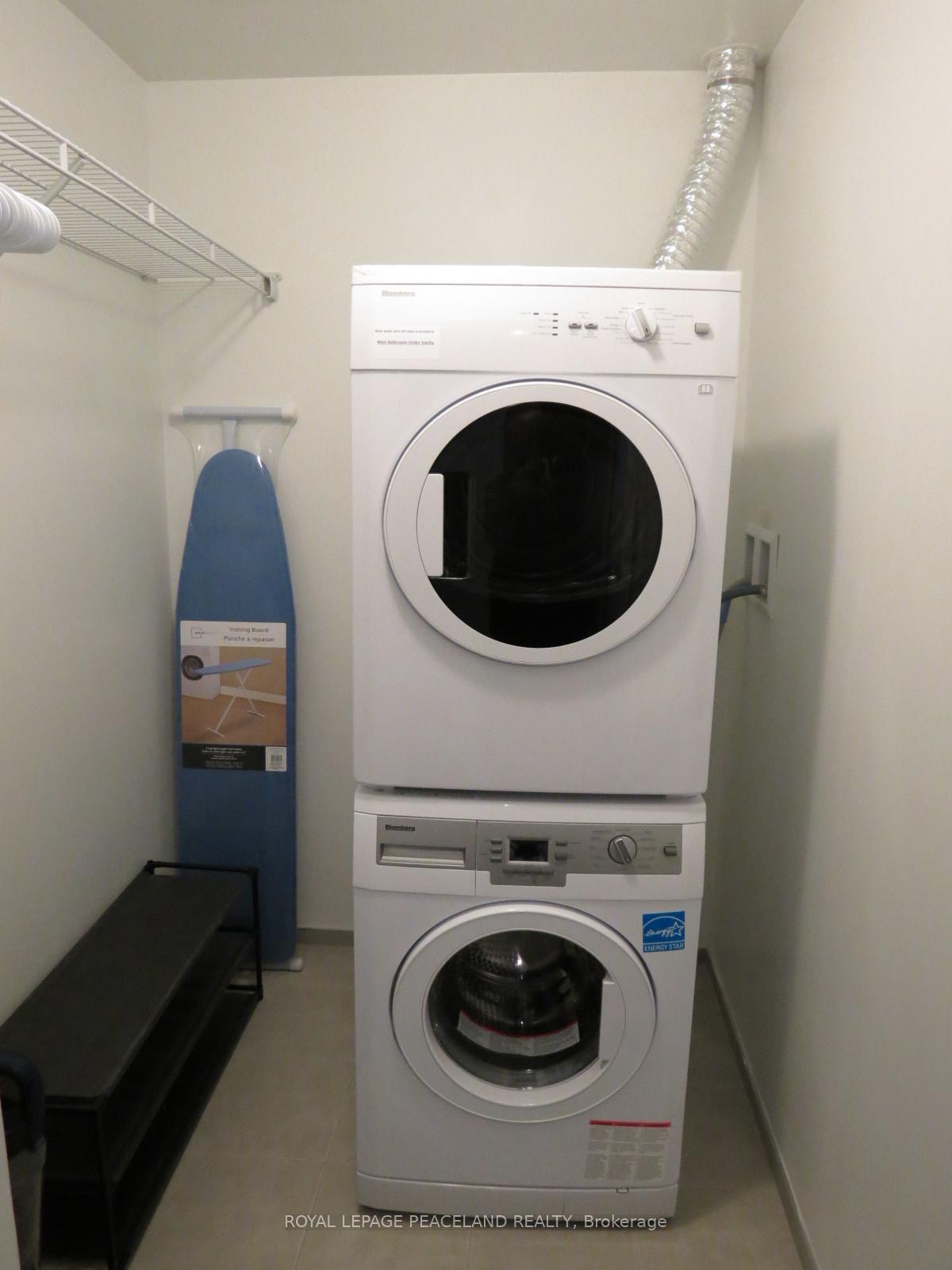 Photo 8 of Unit 809, 70 Temperance Street, Toronto, Bay Street Corridor — HOMEH