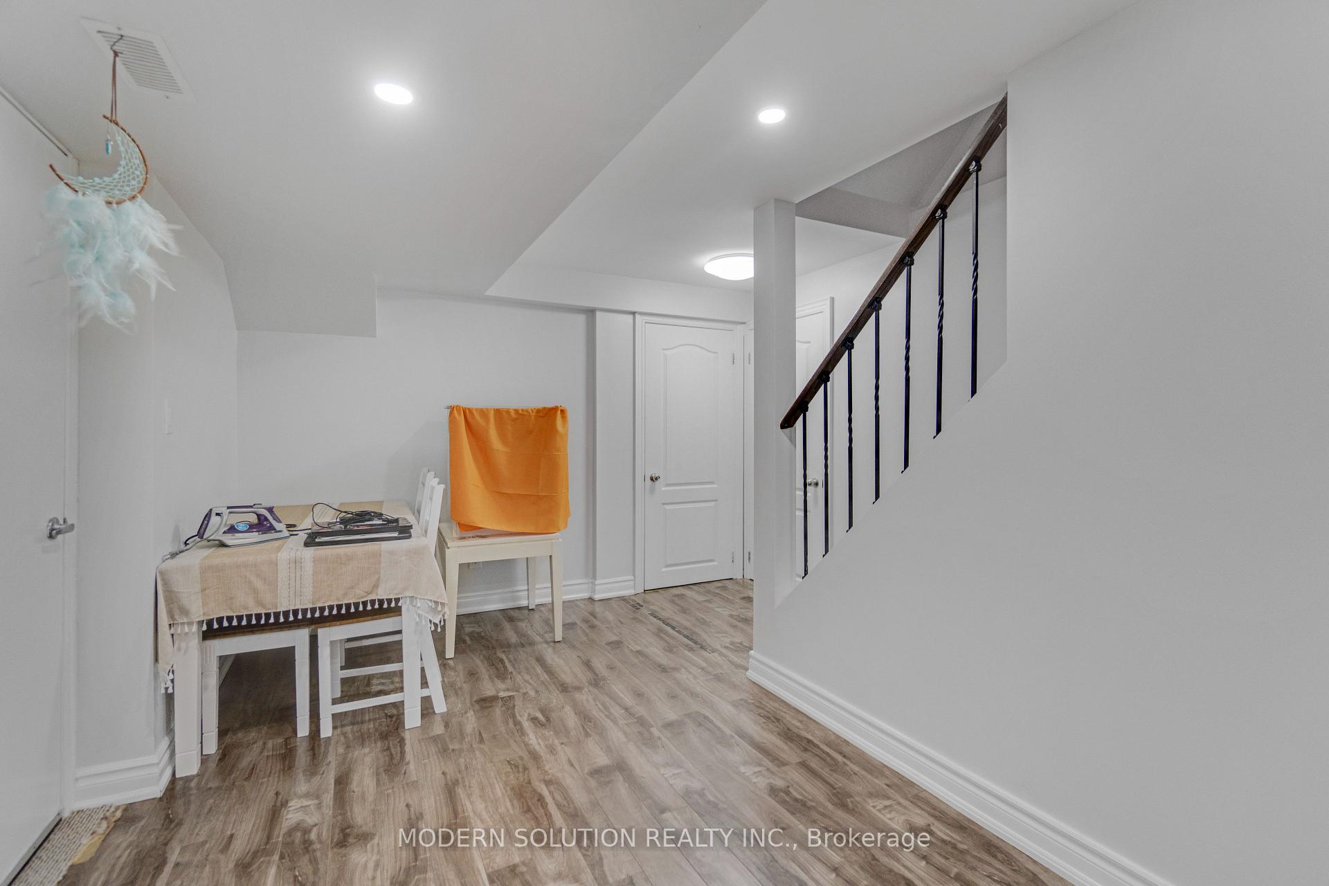 Photo 43 of 4 Overhold Crescent, Richmond Hill, Jefferson — HOMEH