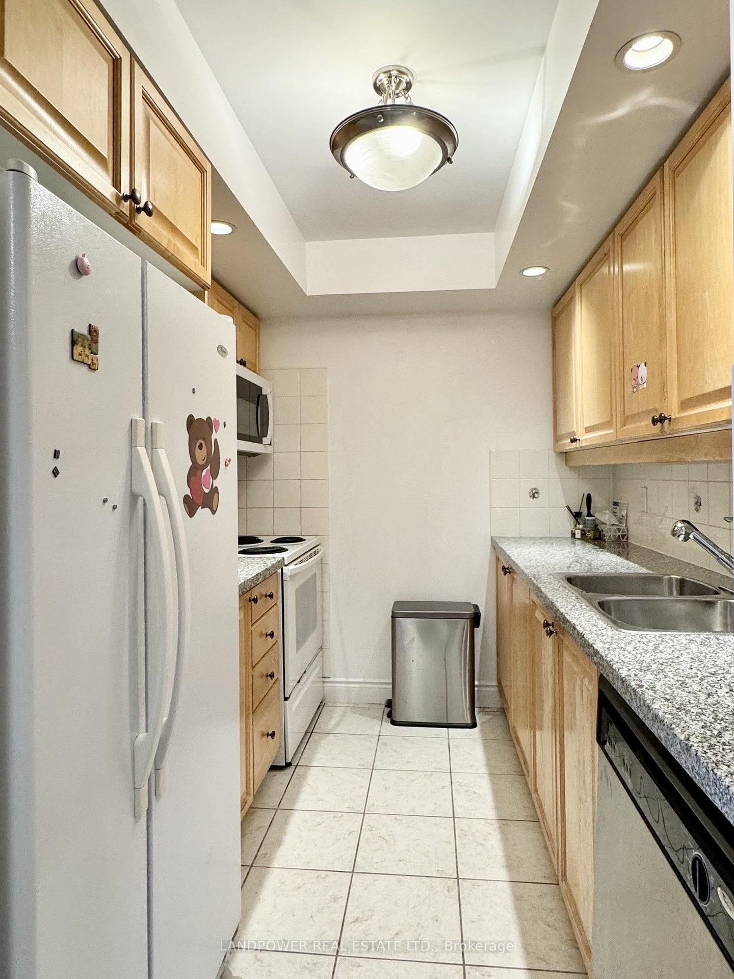Photo 6 of Unit 1901, 10 Northtown Way, North York, Willowdale East — HOMEH
