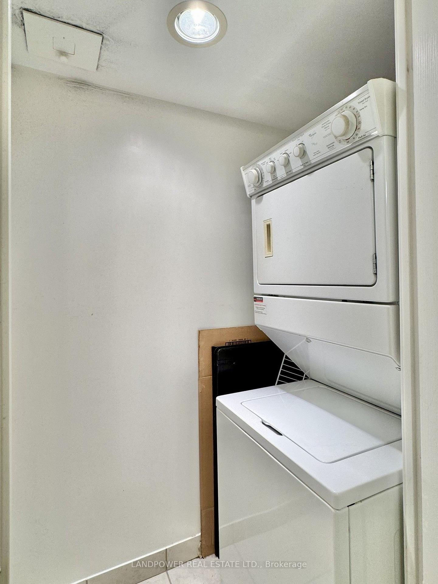 Photo 19 of Unit 1901, 10 Northtown Way, North York, Willowdale East — HOMEH
