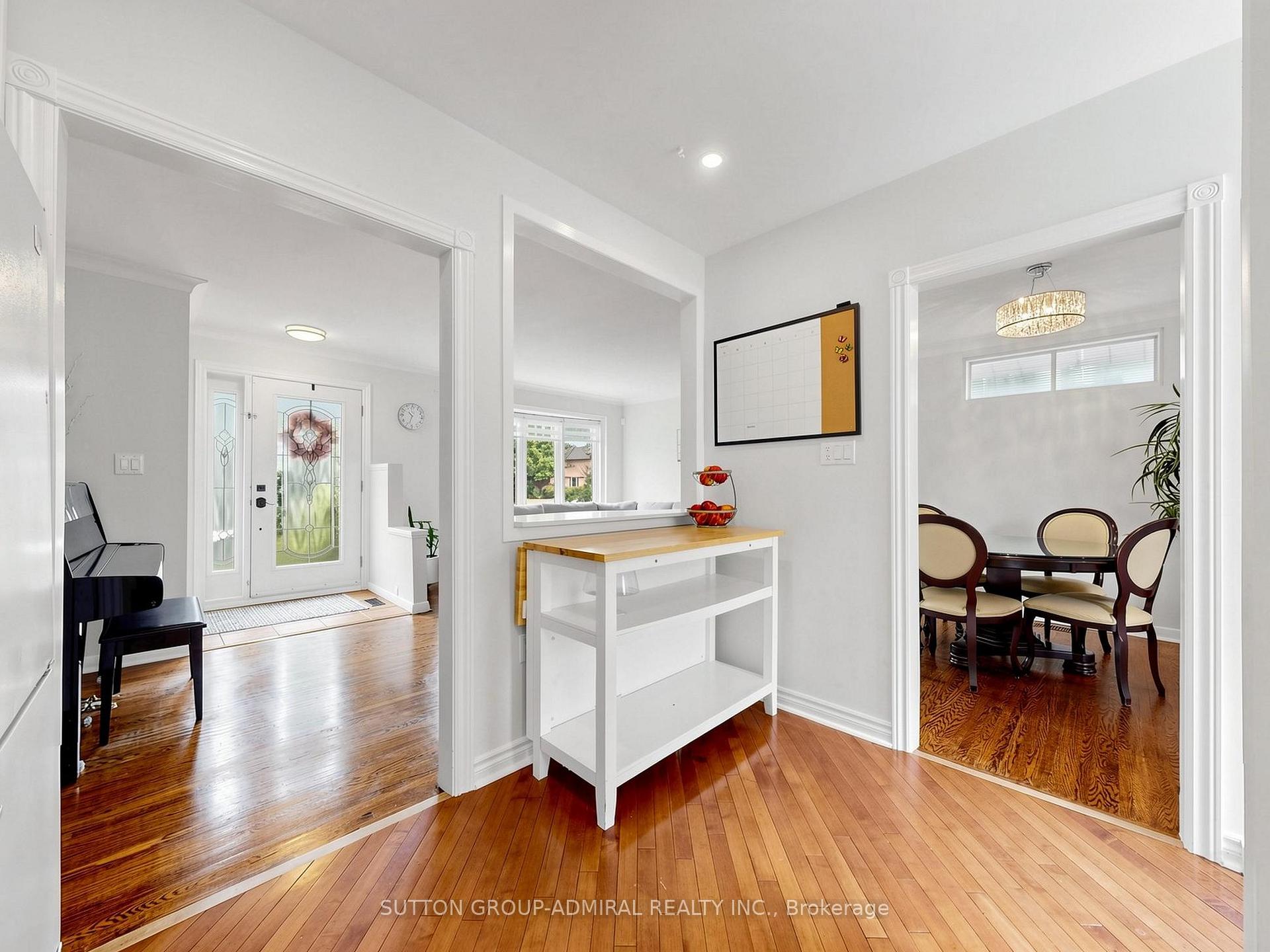 Photo 15 of 1864 Hindhead Road, Mississauga, Clarkson — HOMEH