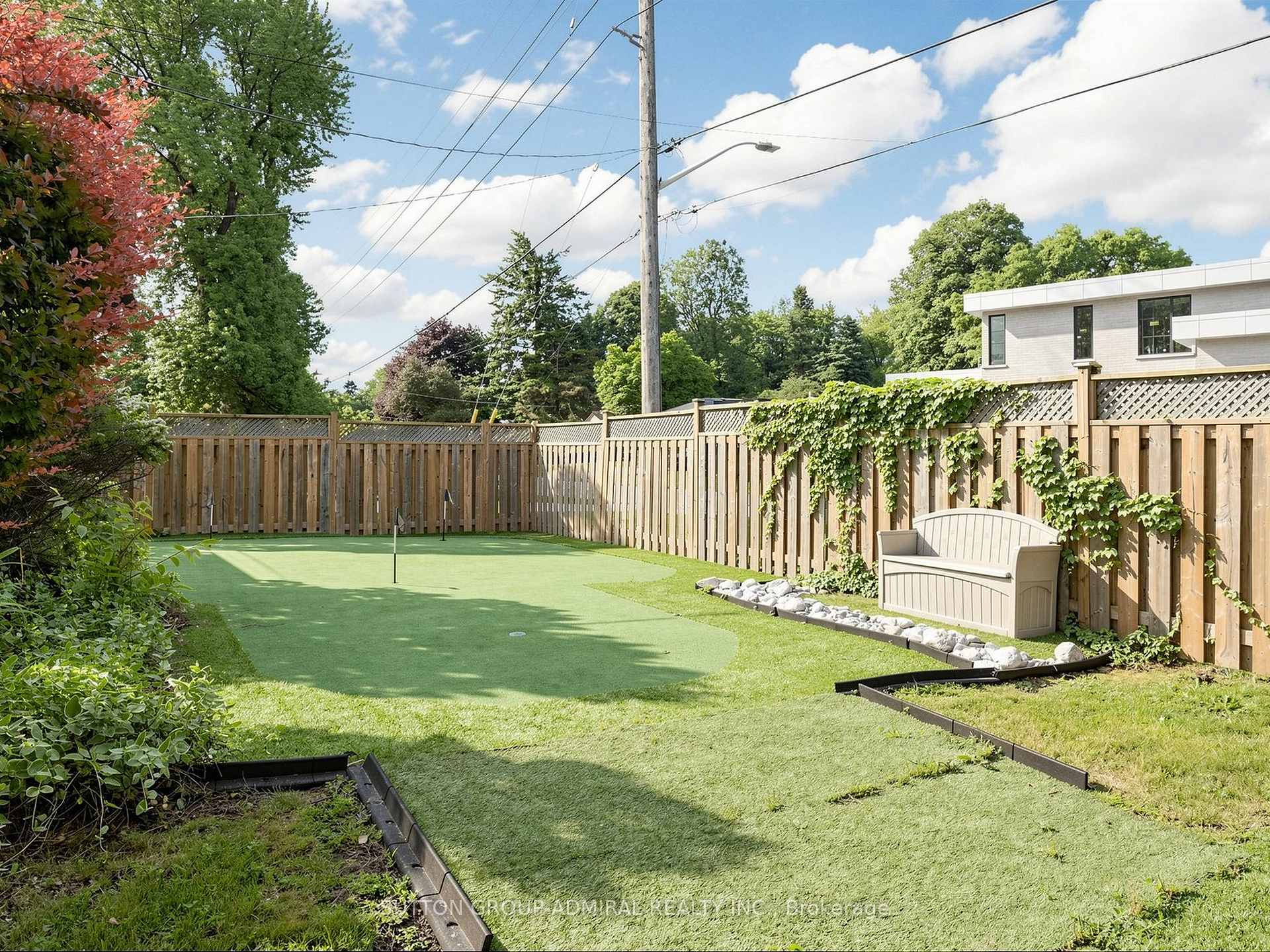 Photo 36 of 1864 Hindhead Road, Mississauga, Clarkson — HOMEH