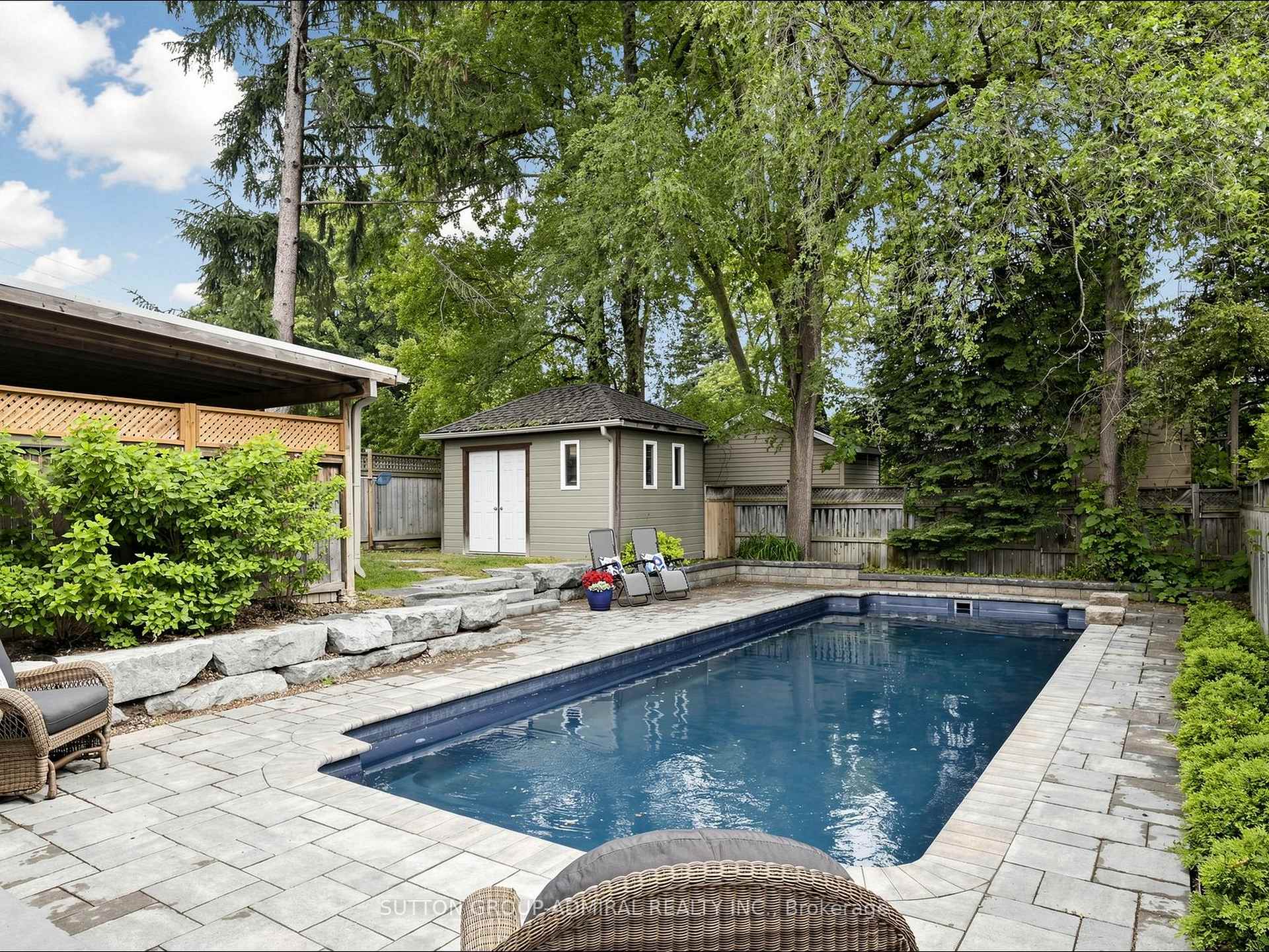 Photo 40 of 1864 Hindhead Road, Mississauga, Clarkson — HOMEH