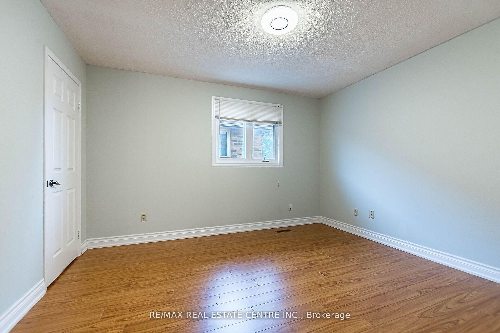 Photo 25 of 1134 Deer Run, Mississauga, Creditview — HOMEH
