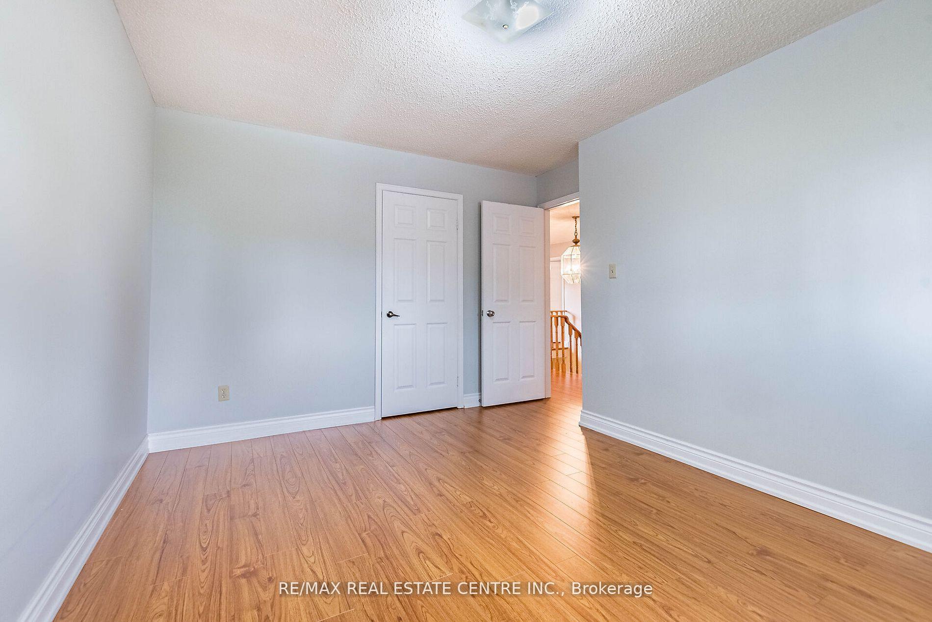 Photo 27 of 1134 Deer Run, Mississauga, Creditview — HOMEH