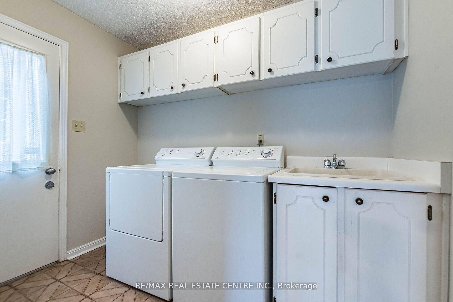 Photo 33 of 1134 Deer Run, Mississauga, Creditview — HOMEH