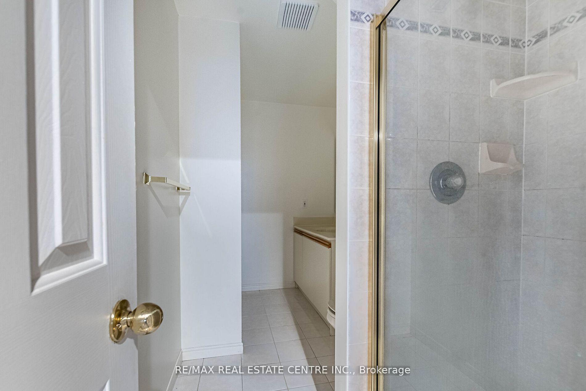 Photo 35 of 1134 Deer Run, Mississauga, Creditview — HOMEH