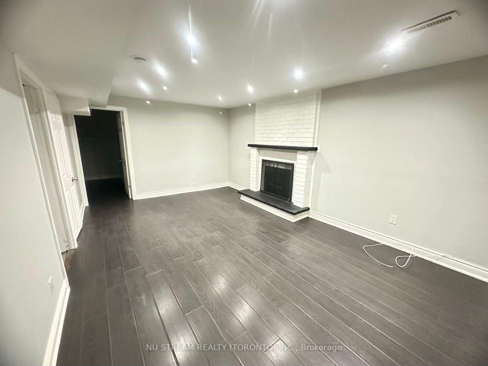 Photo 3 of 4144 Lastrada Lower Heights, Mississauga, Creditview — HOMEH