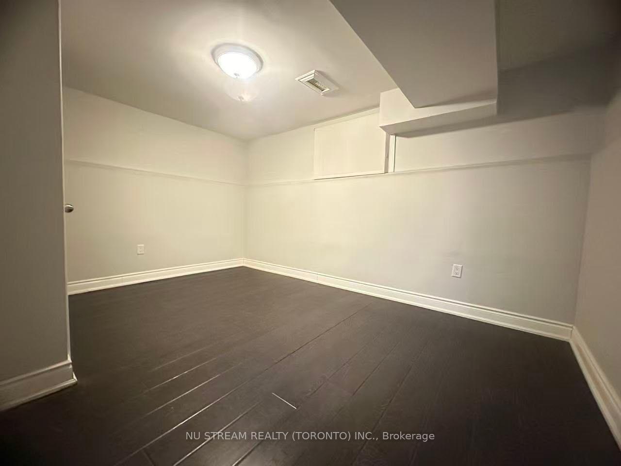 Photo 5 of 4144 Lastrada Lower Heights, Mississauga, Creditview — HOMEH