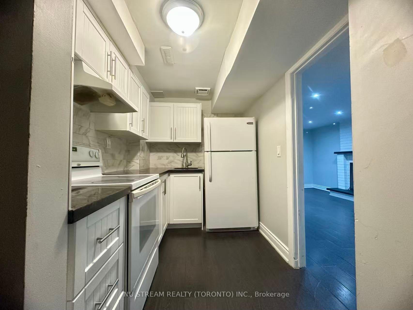 Photo 7 of 4144 Lastrada Lower Heights, Mississauga, Creditview — HOMEH