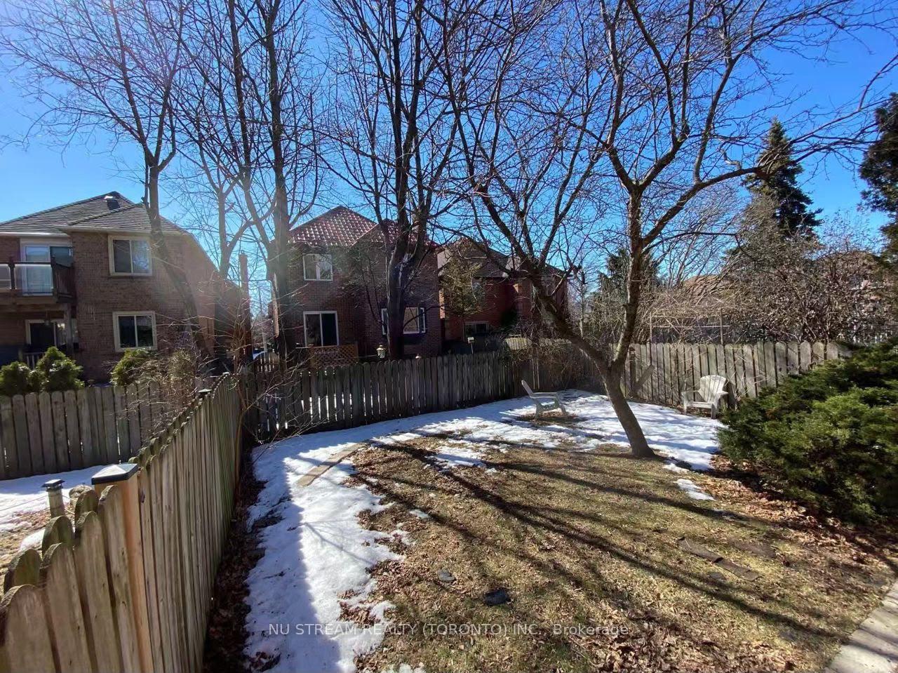 Photo 10 of 4144 Lastrada Lower Heights, Mississauga, Creditview — HOMEH