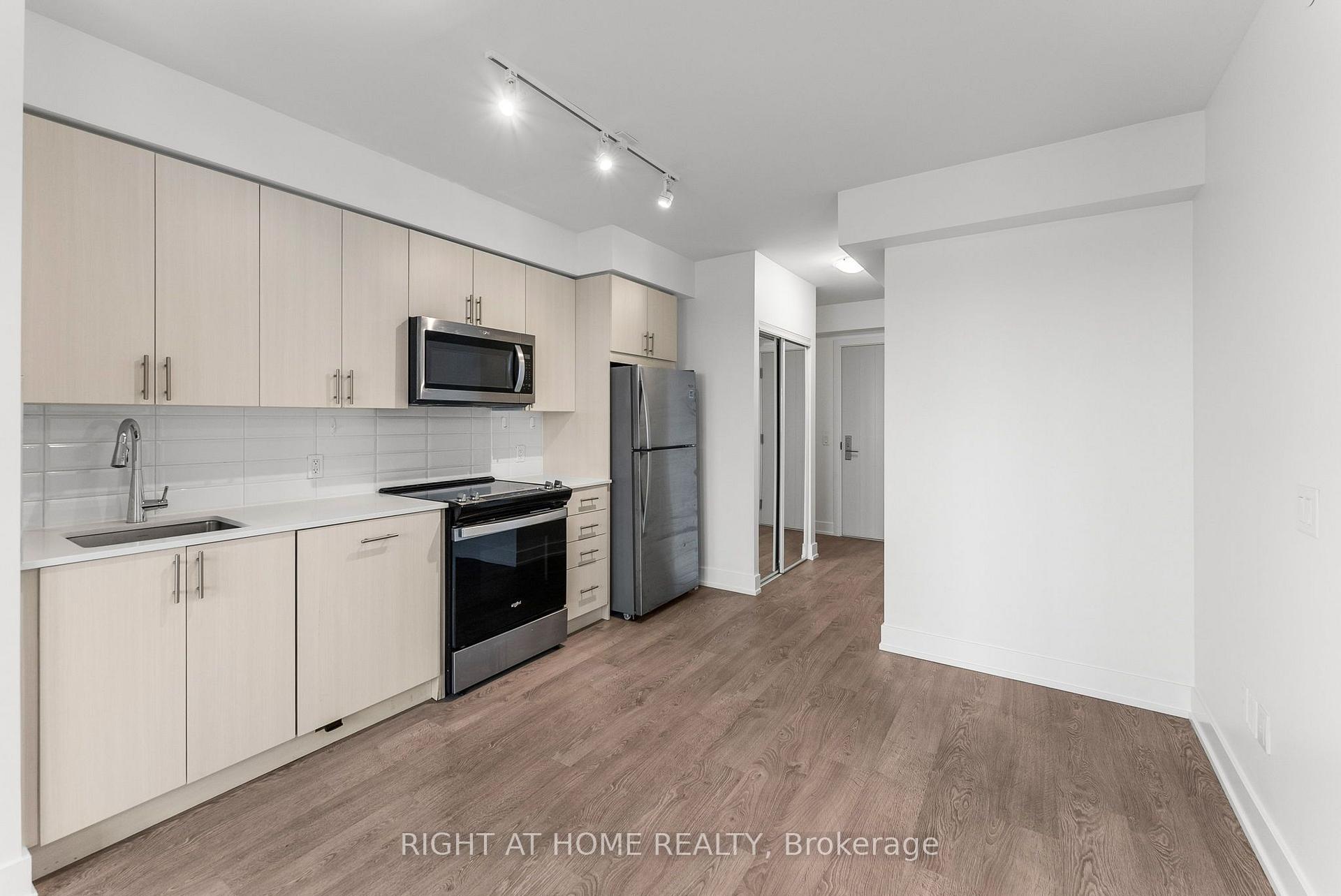 Photo 4 of Unit 1204, 2550 Simcoe Street N, Oshawa, Windfields — HOMEH